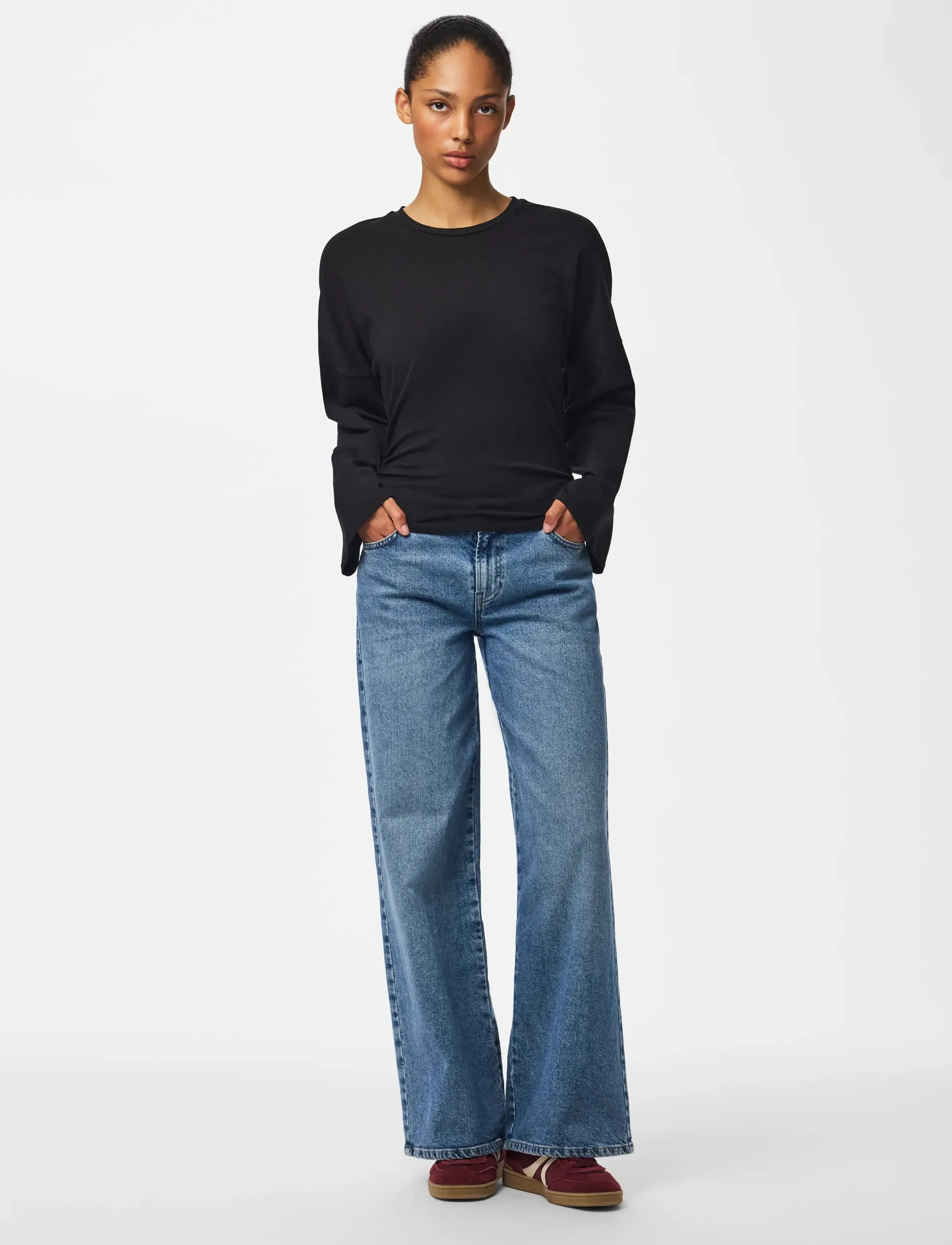 Pieces - PCALLI LS O-NECK TOP JRS NOOS - langärmlige tops - black - 4
