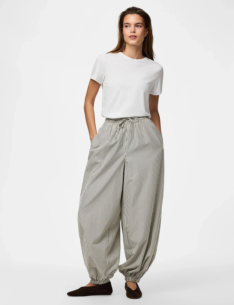 Pieces - PCEMMY HW BALLOON PANTS WVN D2D - hosen mit geradem bein - birch - 4
