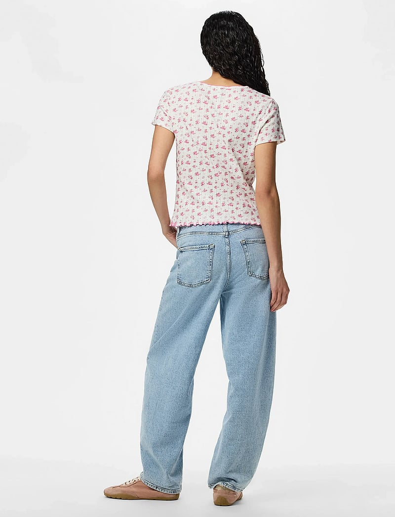 Pieces - PCMYA SS POINTELLE T-SHIRT JRS D2D - t-shirts - birch - 2