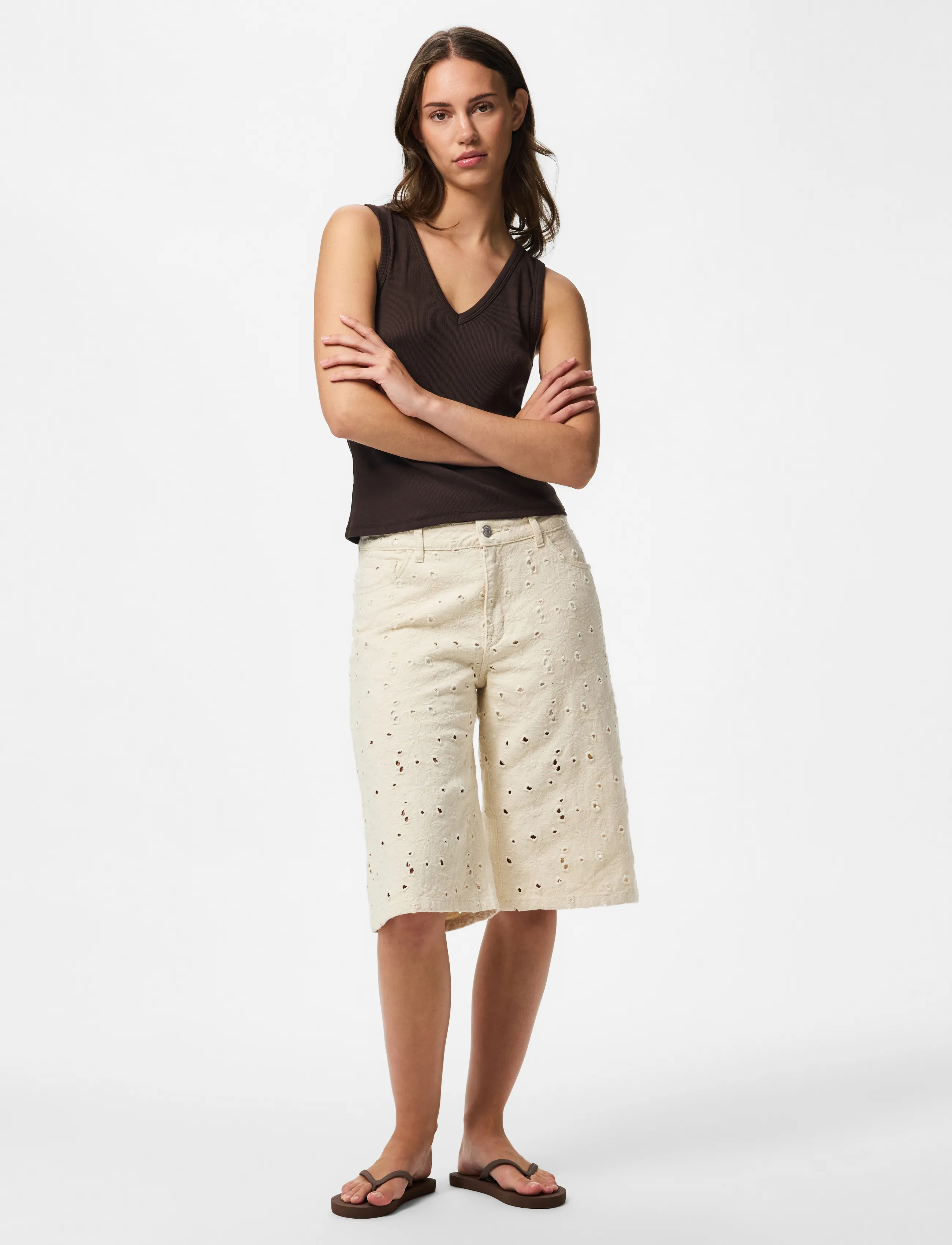 Pieces - PCELLA MW JORTS DNM D2D - bermudashorts - ecru - 4