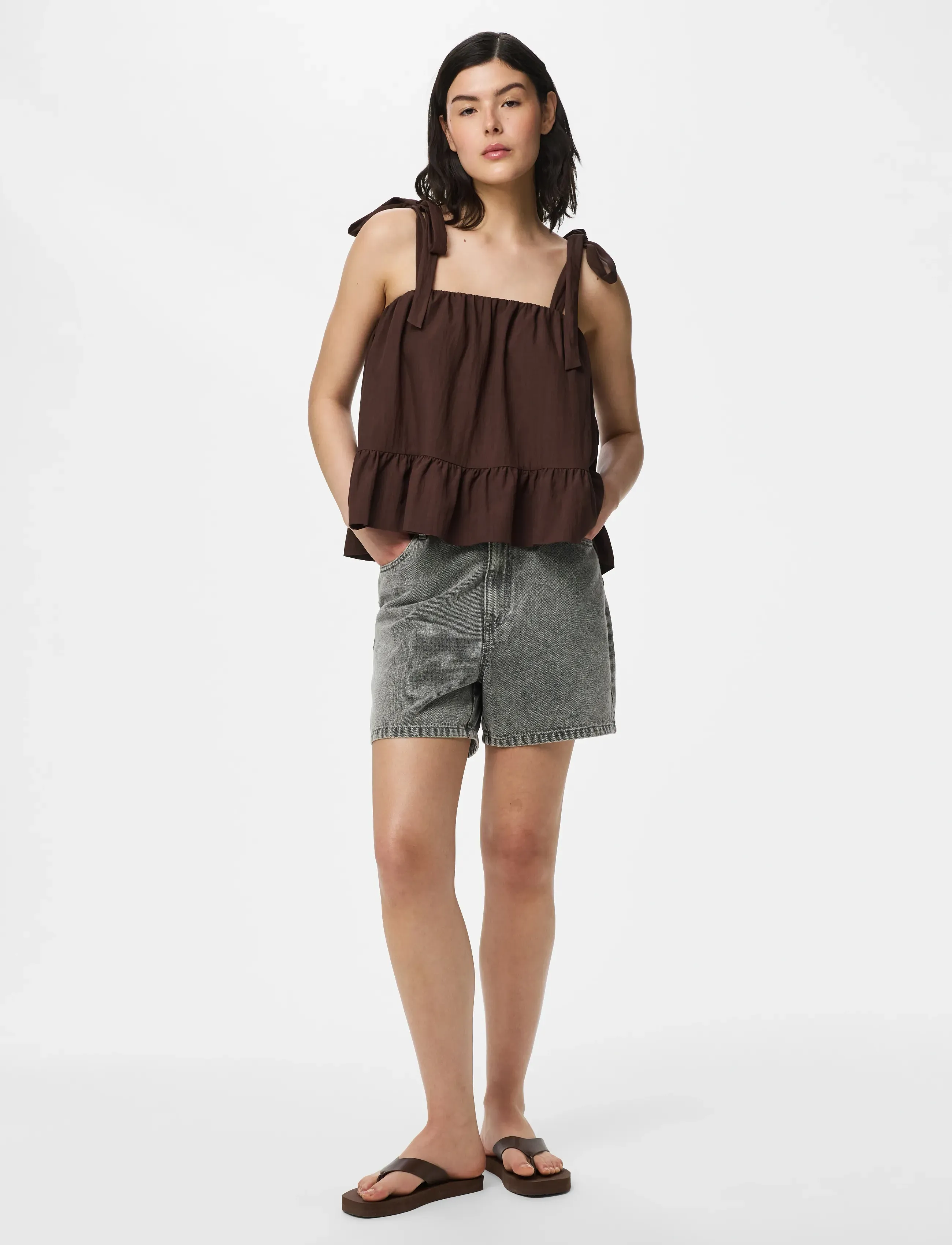Pieces - PCJULIA SL PEPLUM TOP WVN D2D - varrukateta pluusid - hot fudge - 4