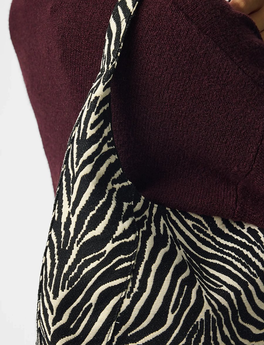 Pieces - PCJOYE ZEBRA HOBO BAG - håndtasker - birch - 3