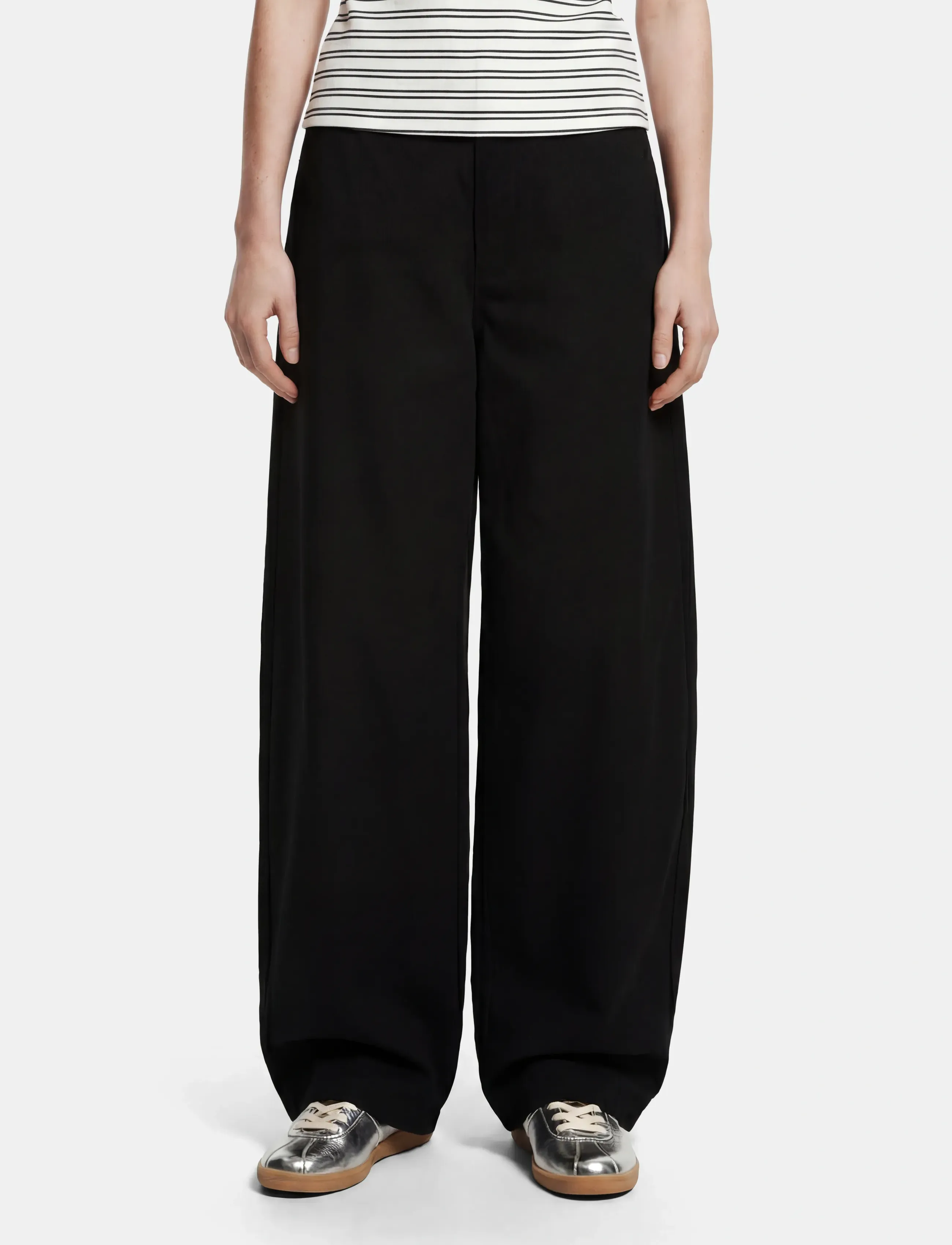Pieces Pcrikke Hw Barrel Pants Jrs Noos Bc, S, Trousers, Schwarz - Frauen
