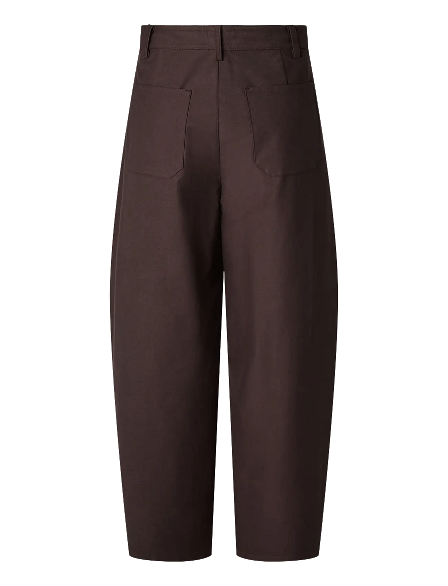 Pieces - PCRIKKE HW BARREL PANTS JRS NOOS BC - barrel-bukser - hot fudge - 2