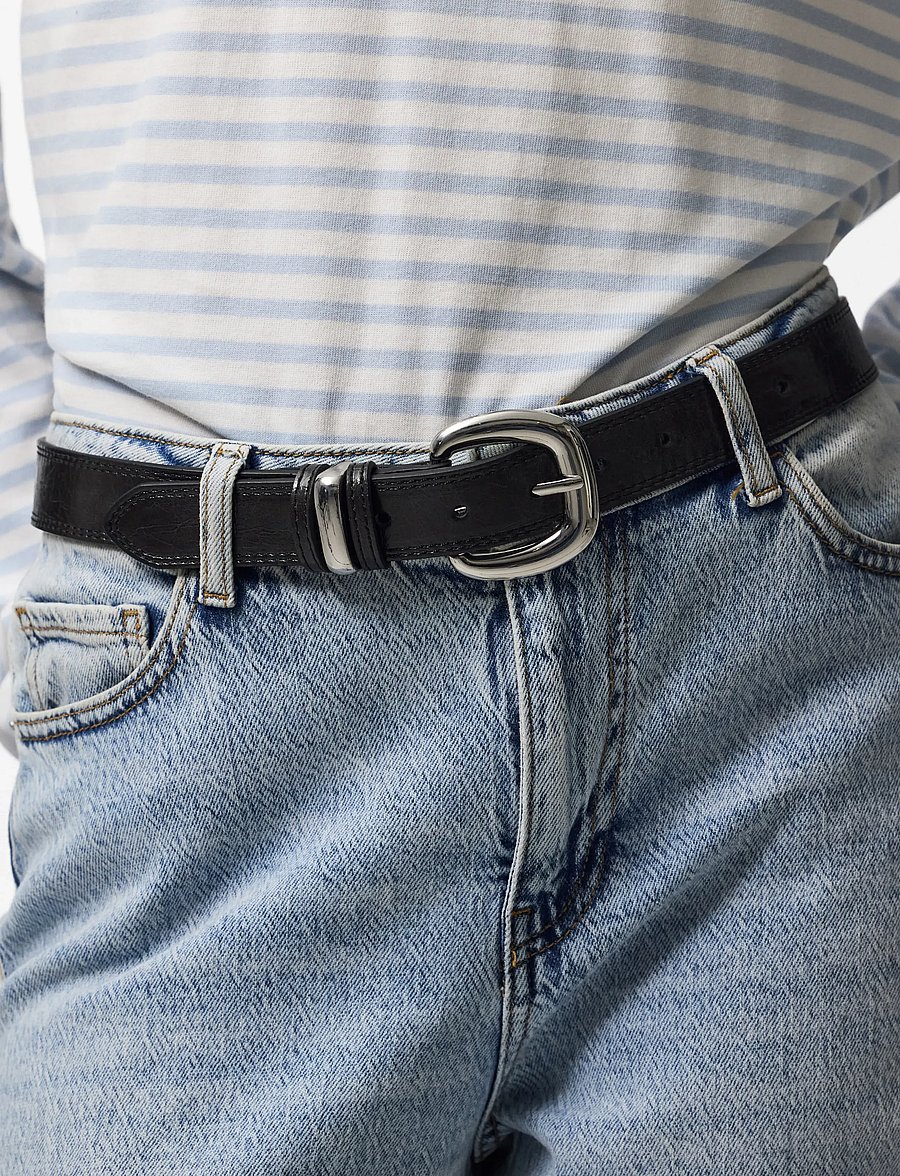 Pieces - PCVILKA PATENT JEANS BELT WB PU - vabaajavööd - black - 2