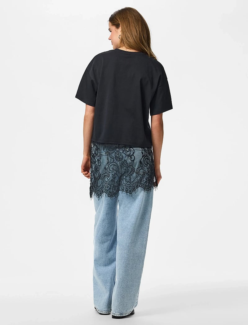 Pieces - PCMAVE SS LACE T-SHIRT JRS DM - t-shirts - black - 3