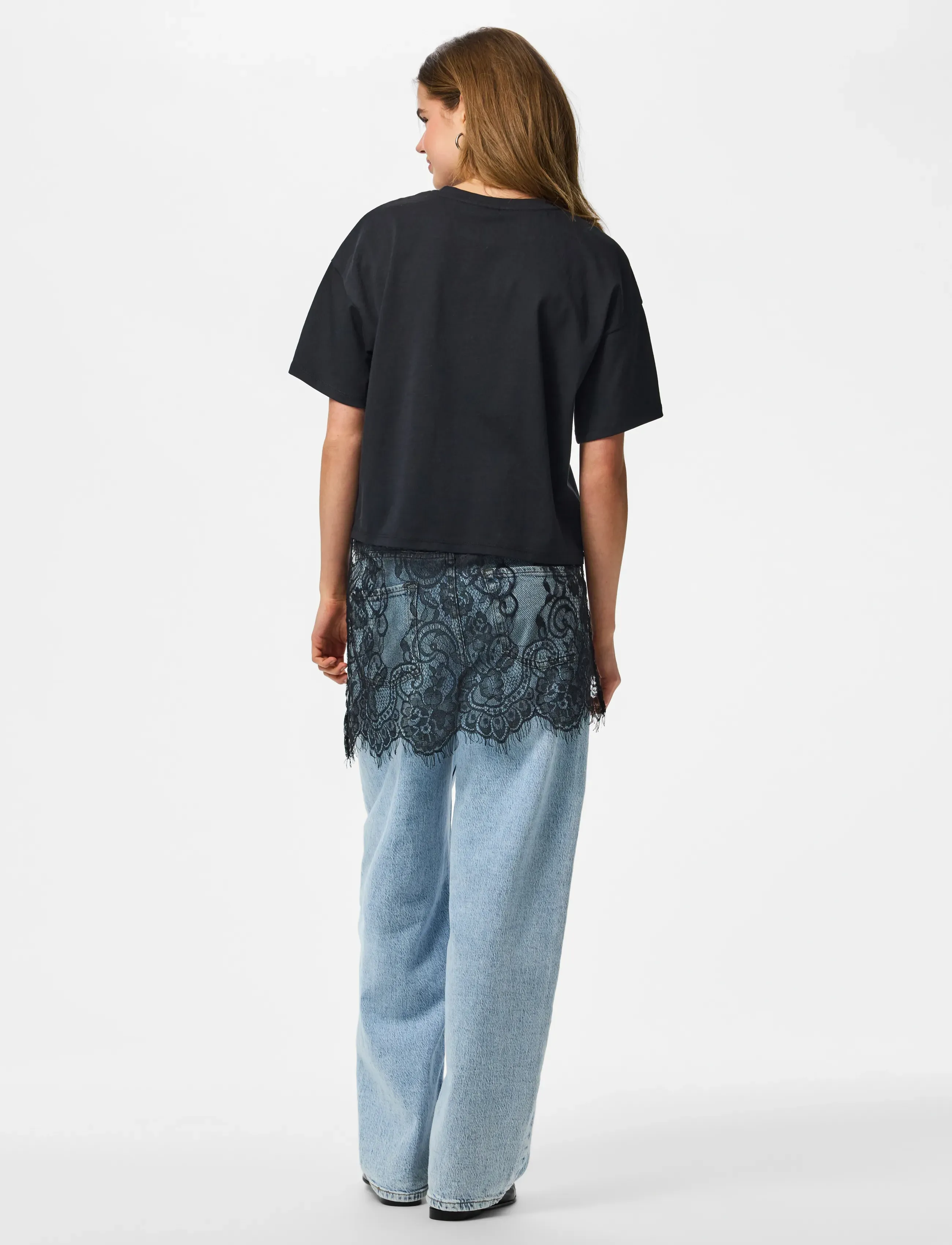 Pieces - PCMAVE SS LACE T-SHIRT JRS DM - t-shirts - black - 3