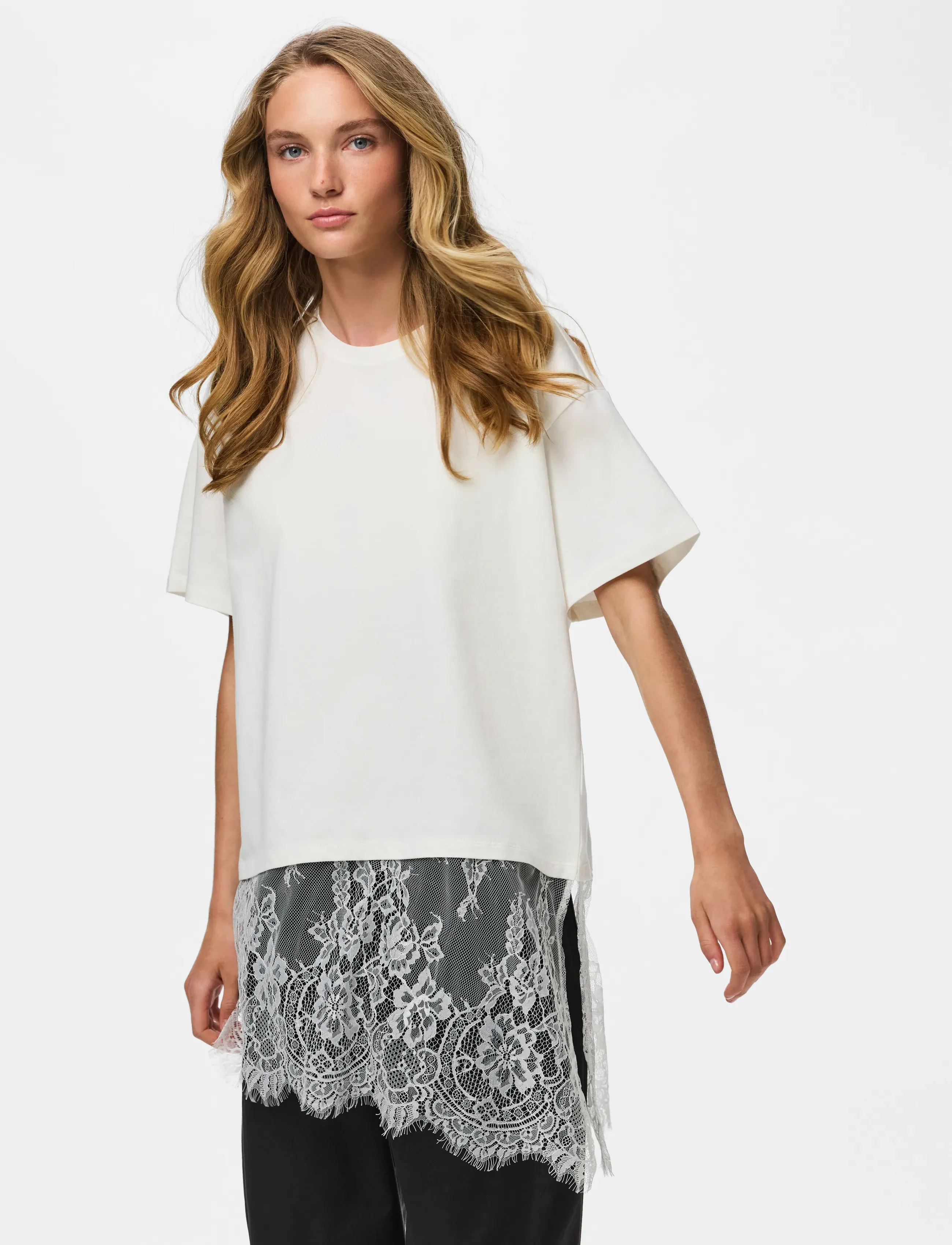 Pieces PCMAVE SS LACE T-SHIRT JRS DM - T-shirts & Tops - CLOUD DANCER / white