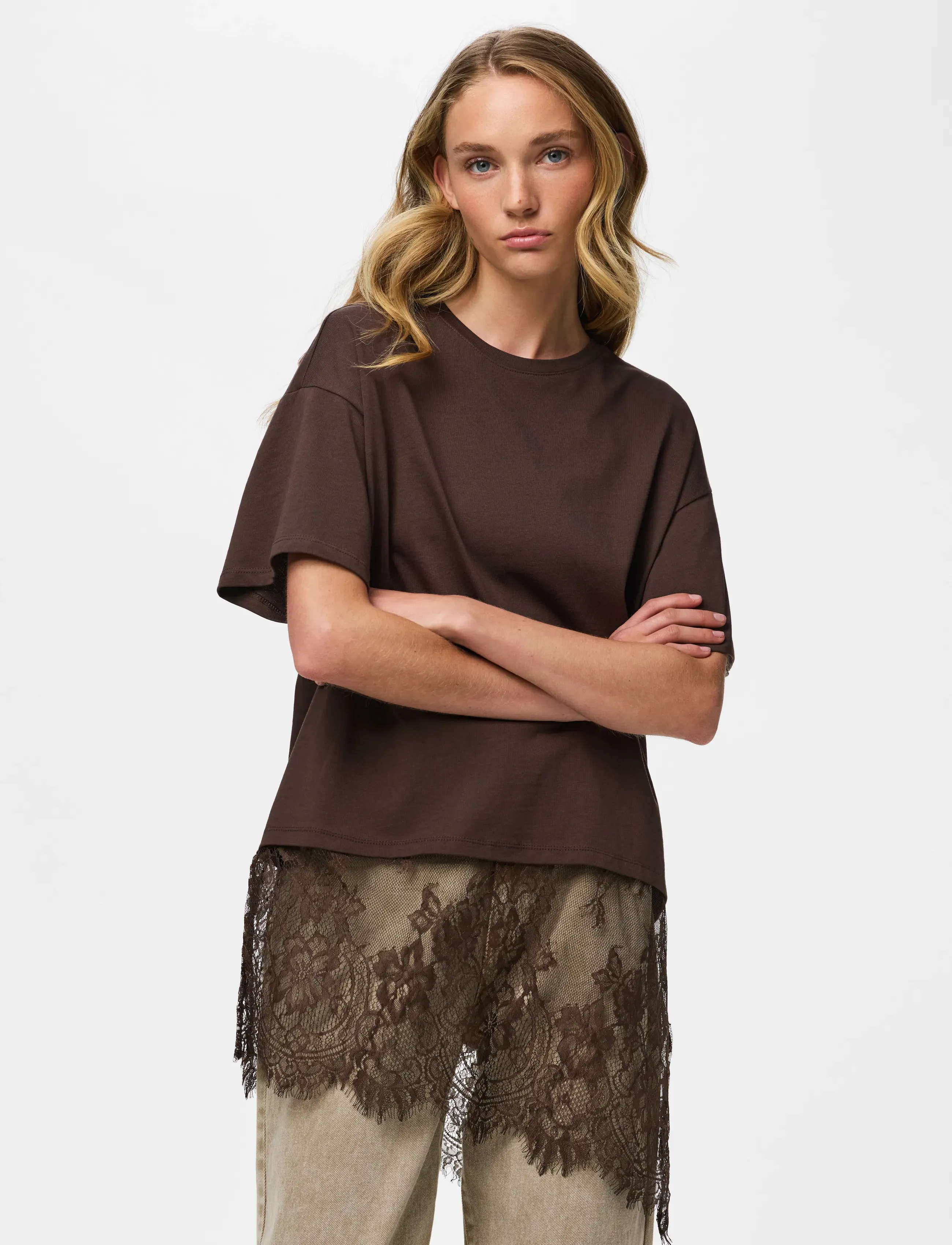 Pieces PCMAVE SS LACE T-SHIRT JRS DM - T-Shirts & Tops - HOT FUDGE / brown