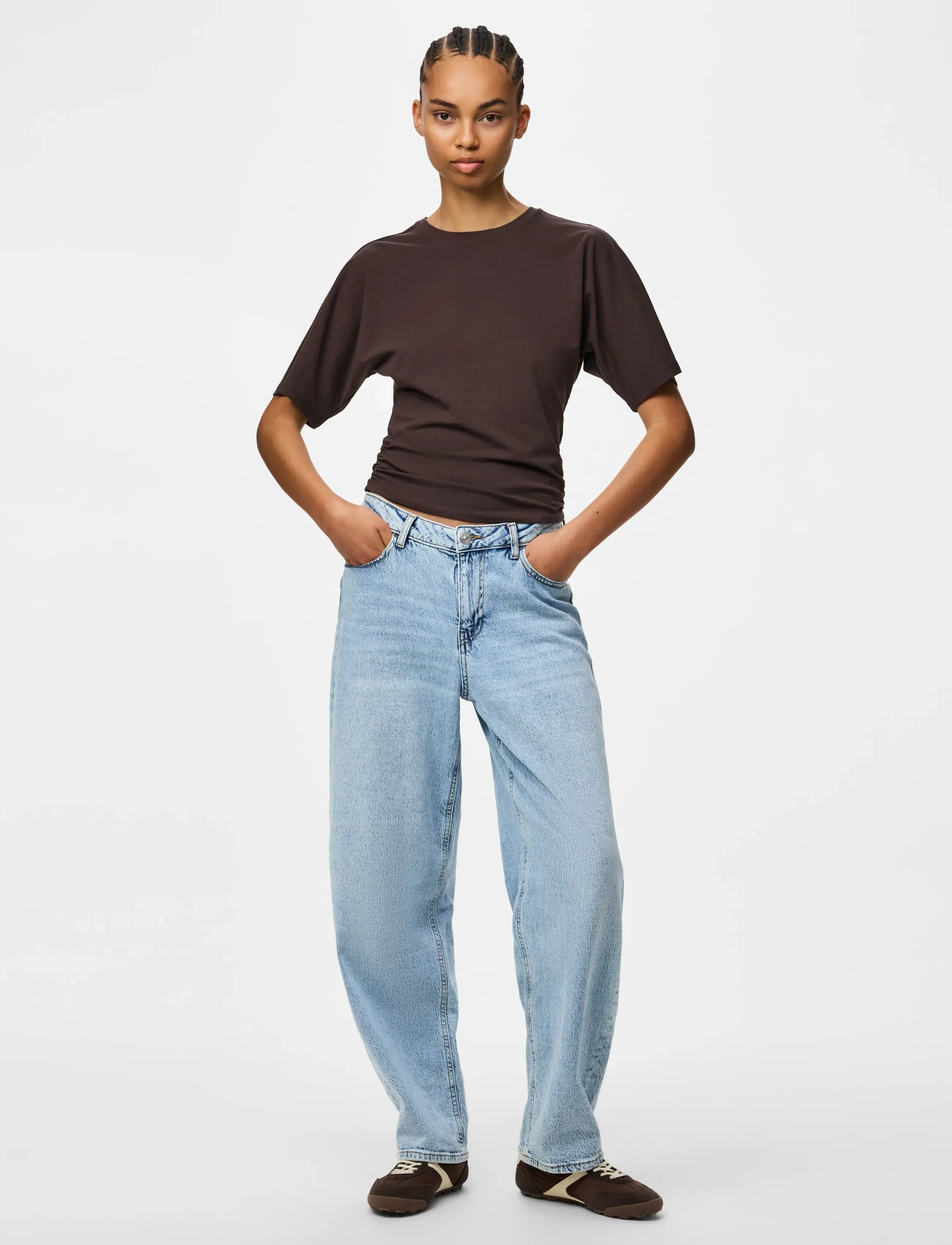 Pieces - PCALLI SS O-NECK TOP JRS DM - t-shirts - hot fudge - 4