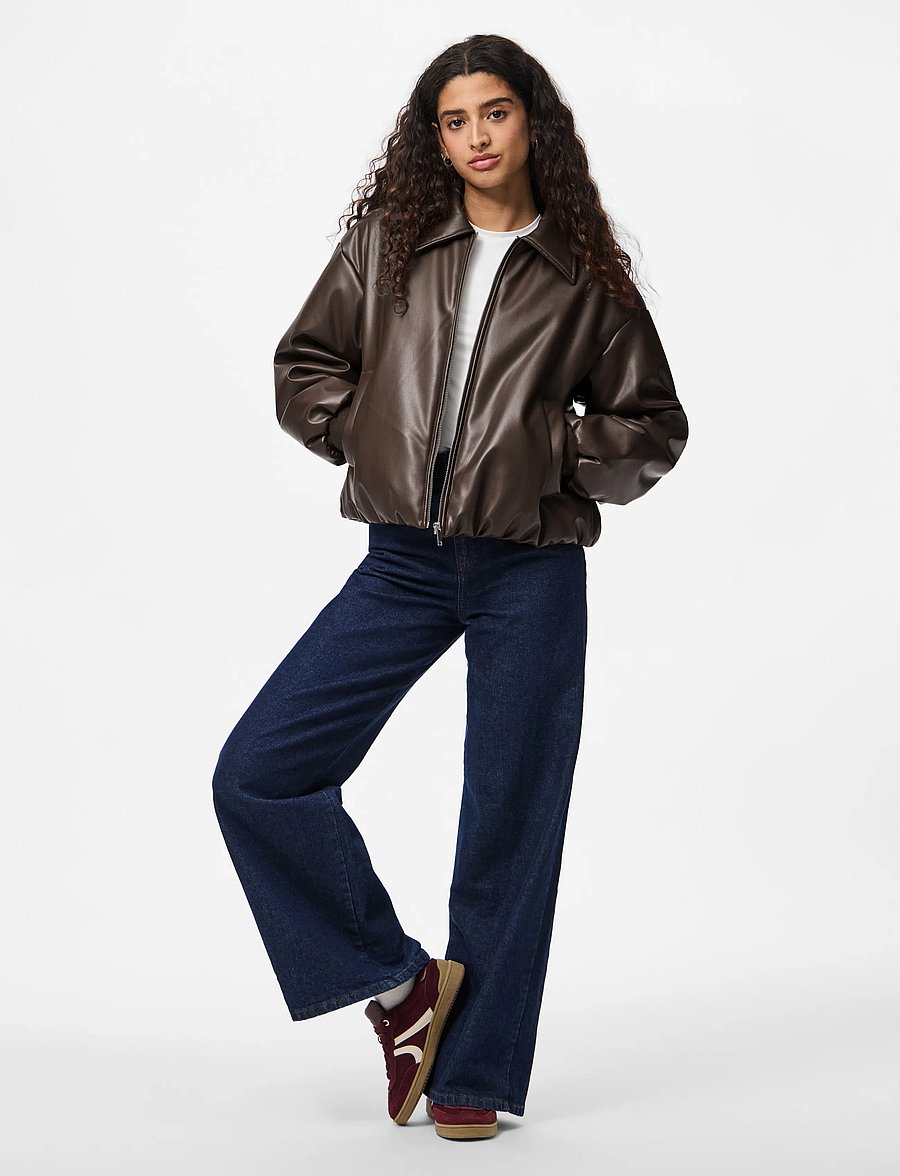 Pieces - PCLARA PADDED COATED BOMBER JACKET WB BC - hot fudge - 4