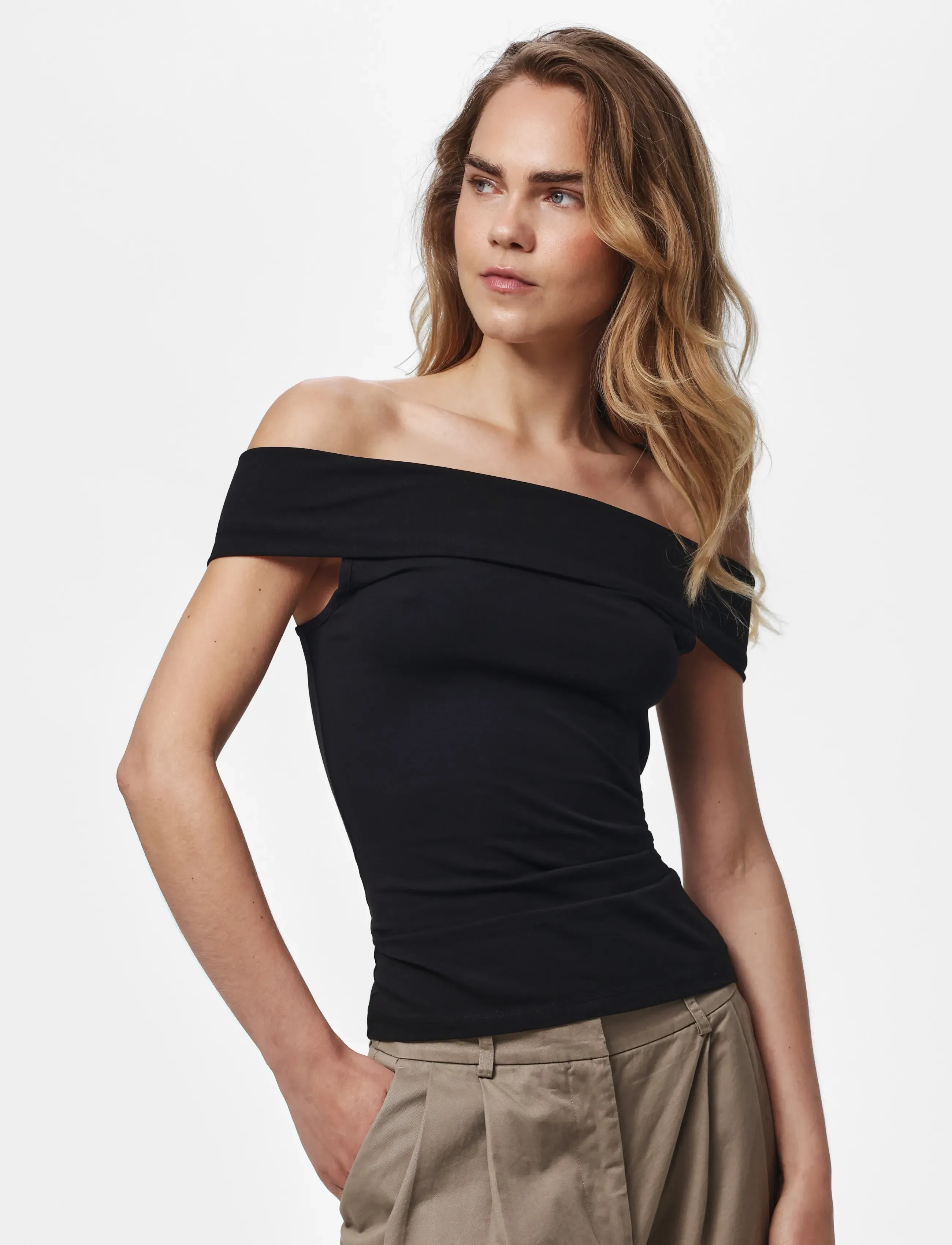 Pieces Pcgeorgina Off Shoulder Top Jrs D2D, S, T-shirts & Oberteile, Schwarz - Short-sleeved, Frauen