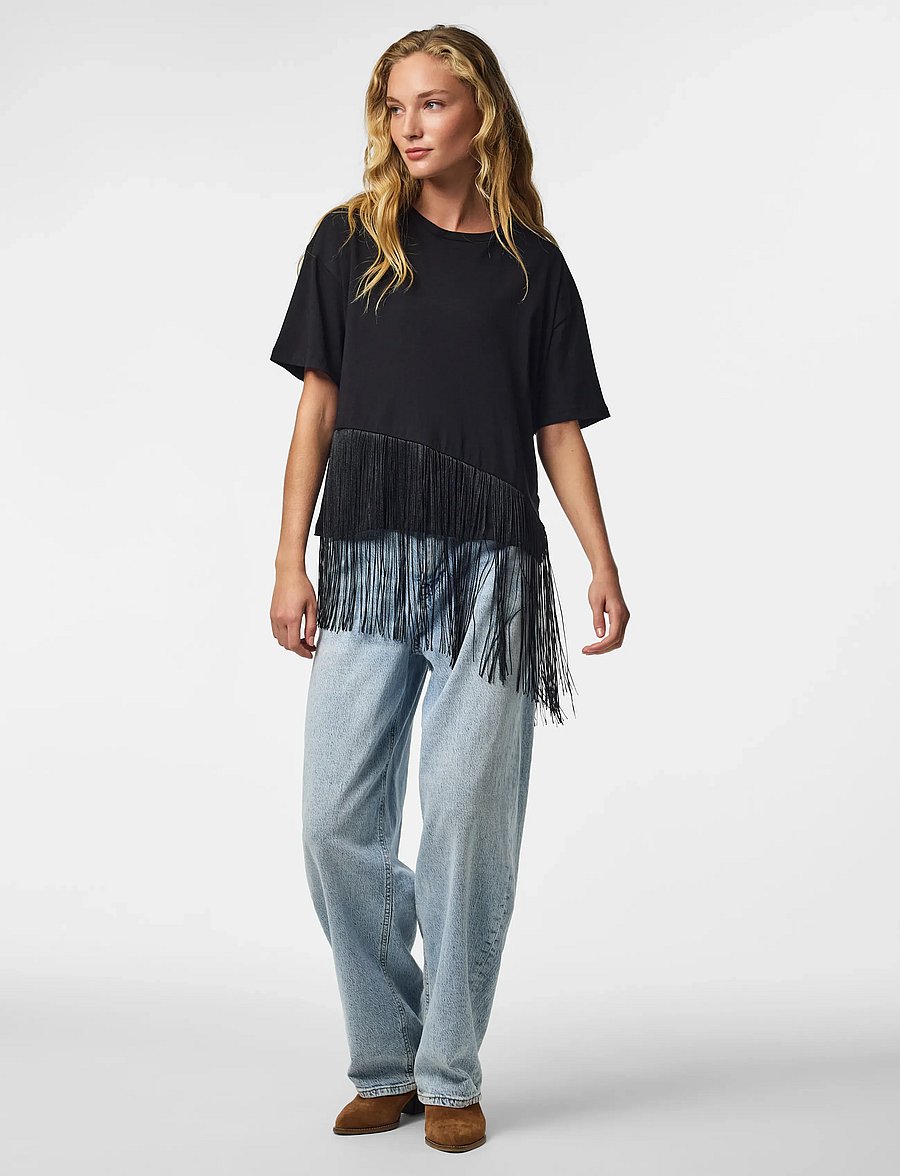 Pieces - PCOLLIE SS O-NECK FRILLS T-SHIRT JRS D2D - t-shirts - black - 4
