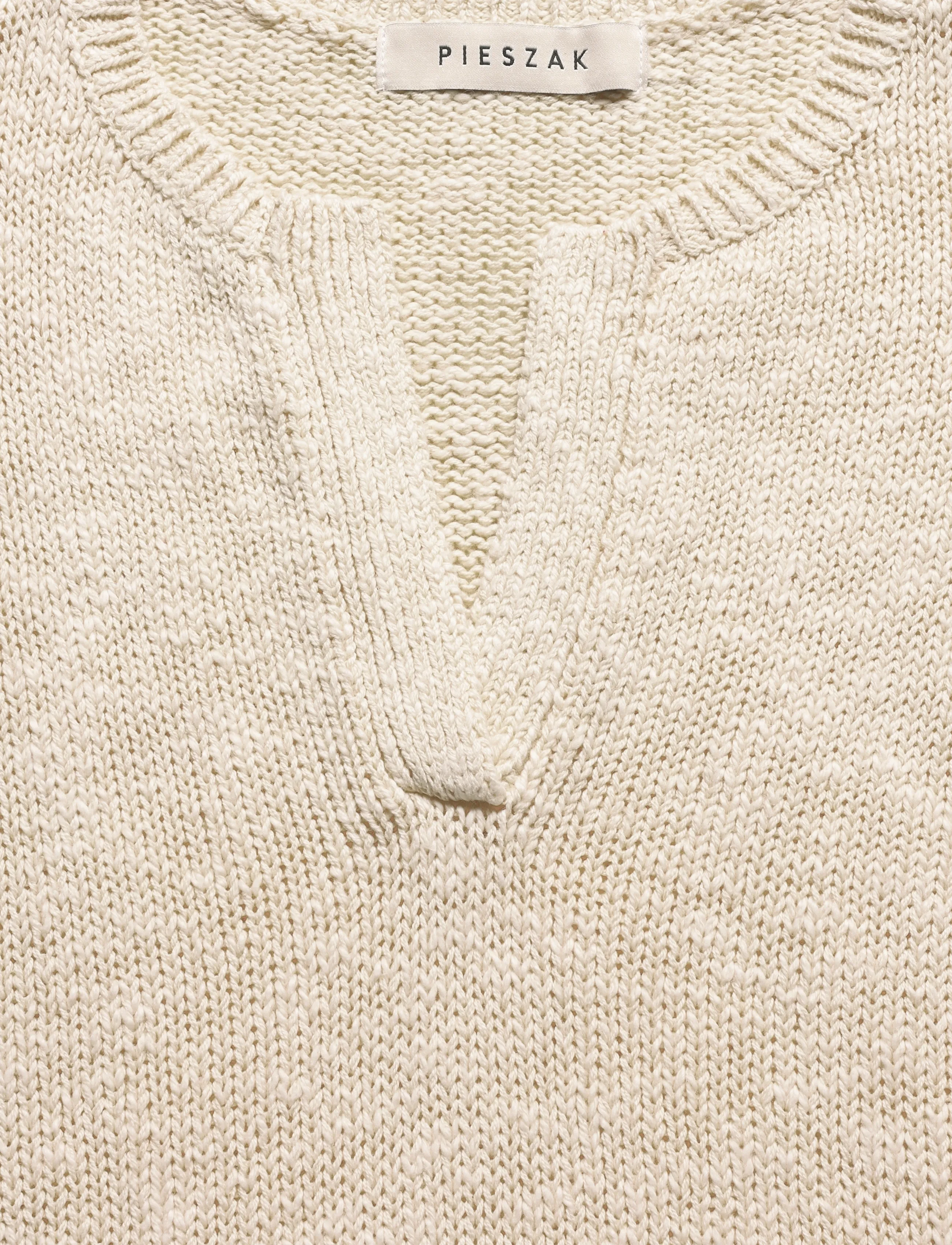 Pieszak - PD-Marianne Split V-neck Knit - t-shirts - white pearl - 2