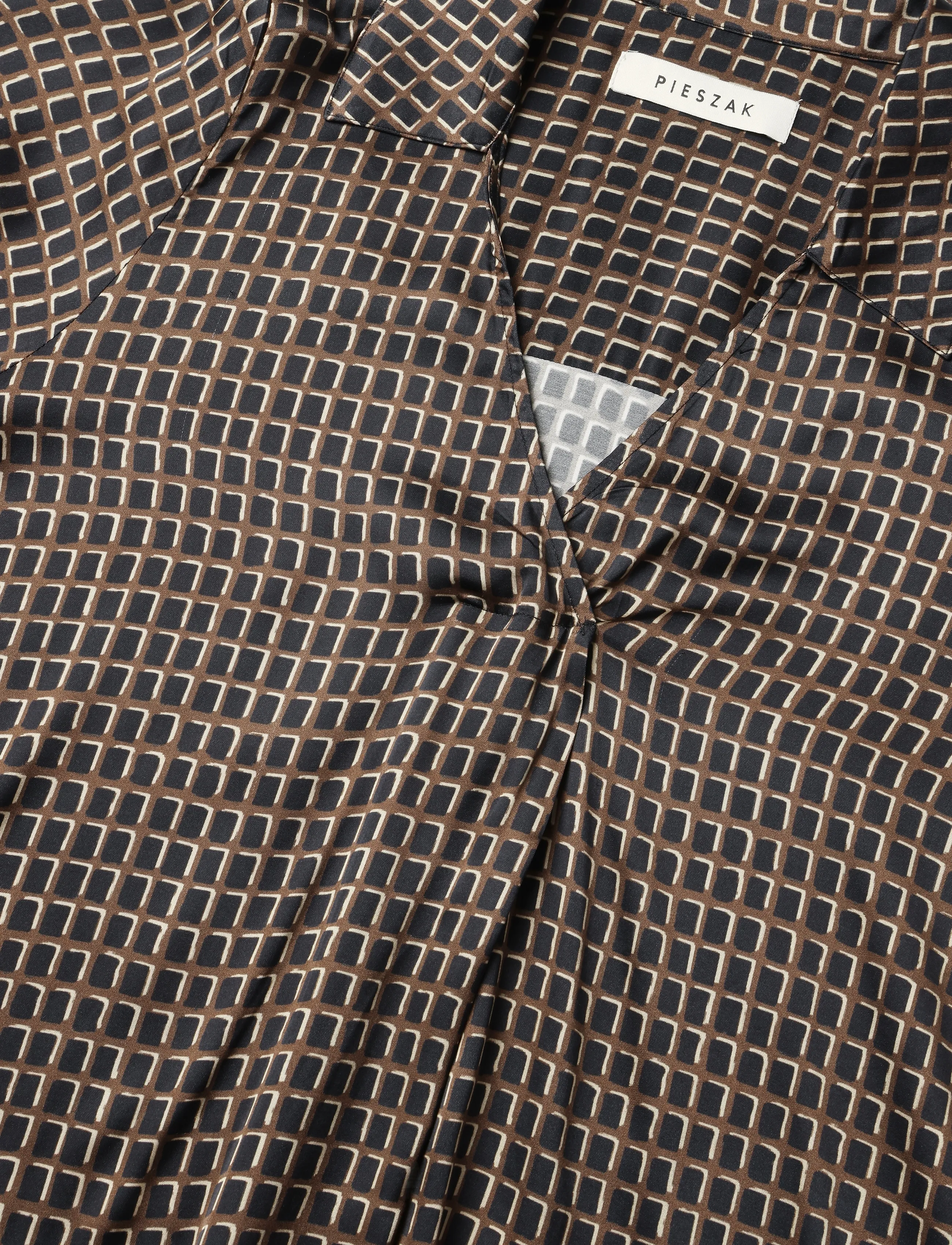 Pieszak - PD-Gaya V-Neck Blouse - langærmede bluser - print - 2