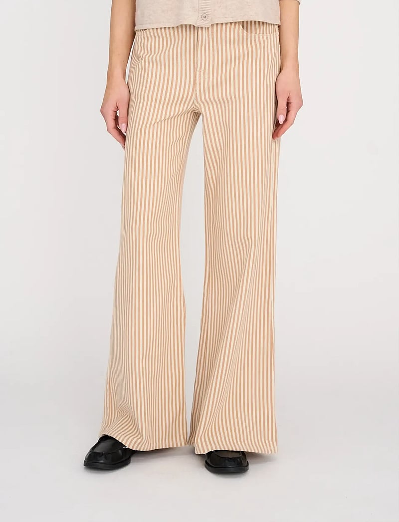 Pieszak - PD-Asta Jeans Desert Stripe - laia säärega teksad - stripe - 3