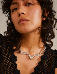 Pilgrim - MOON recycled necklace - festtøj til outletpriser - silver plated - 2