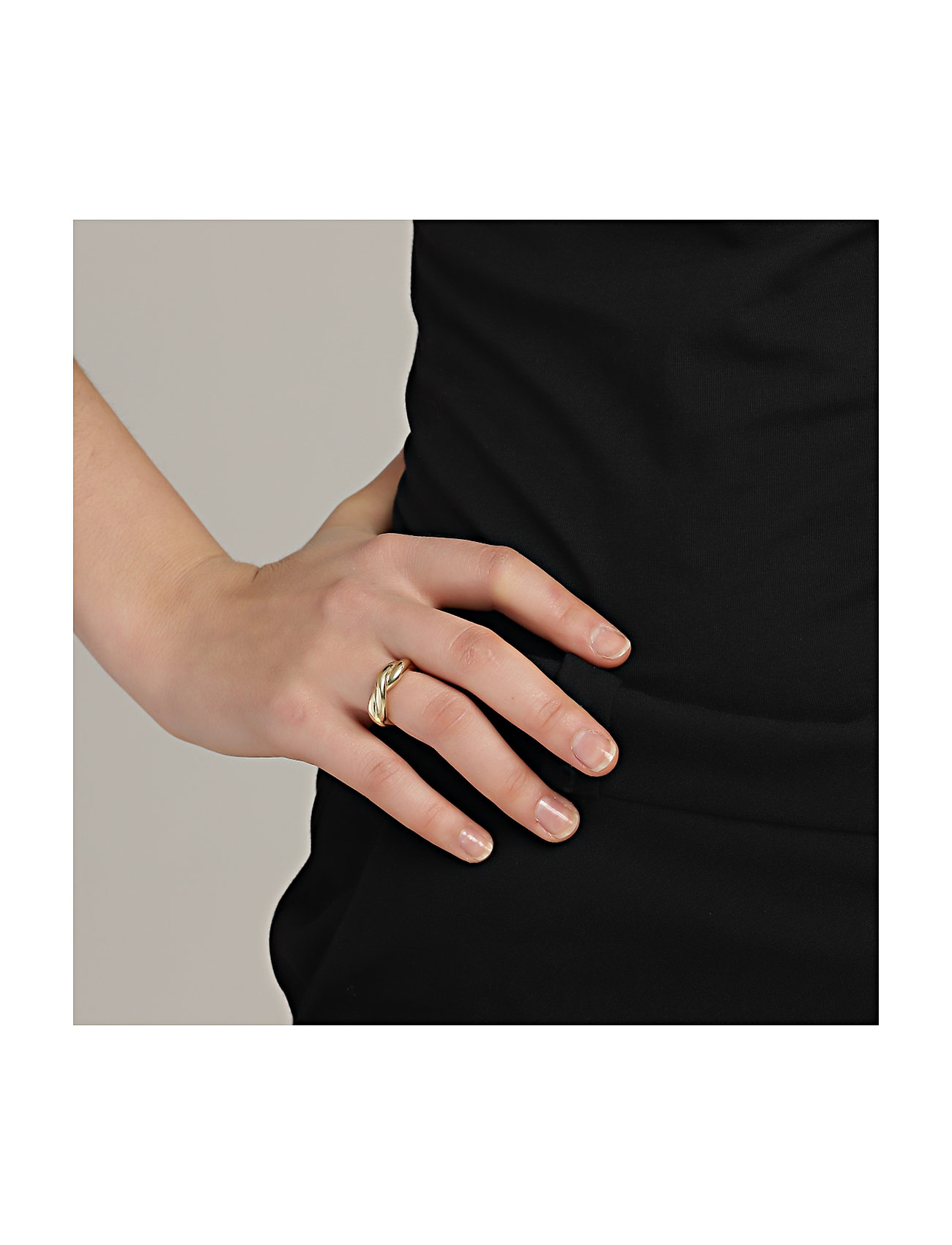 Pilgrim - SKULD recycled twirl ring - gold plated - 1