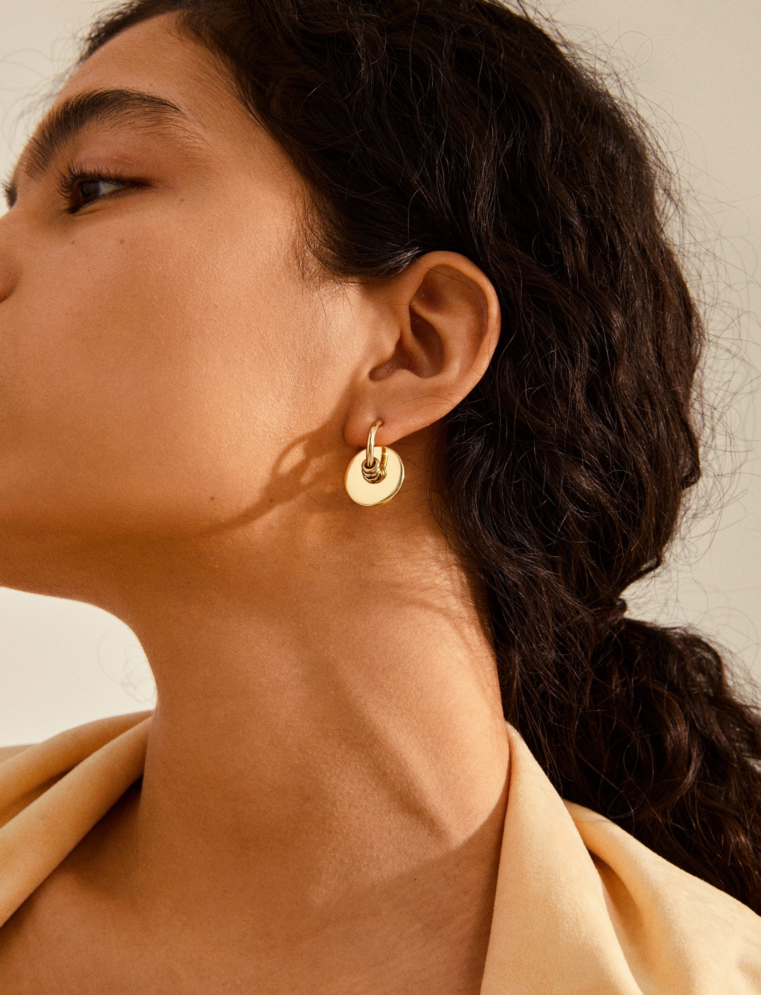 Pilgrim - CLARITY deco hoop earrings - gold plated - 1