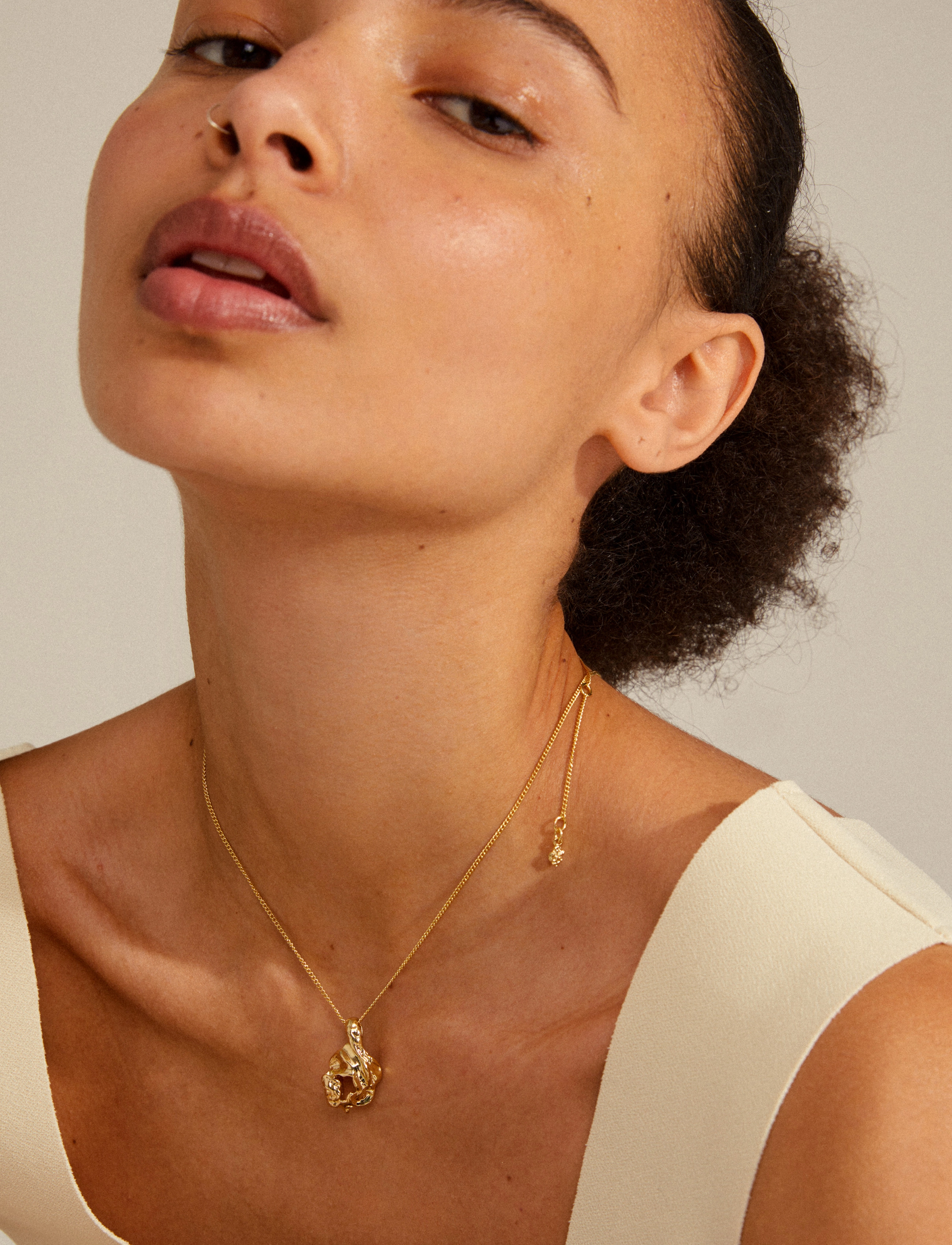Pilgrim - FLOW recycled pendant necklace - gold plated - 3