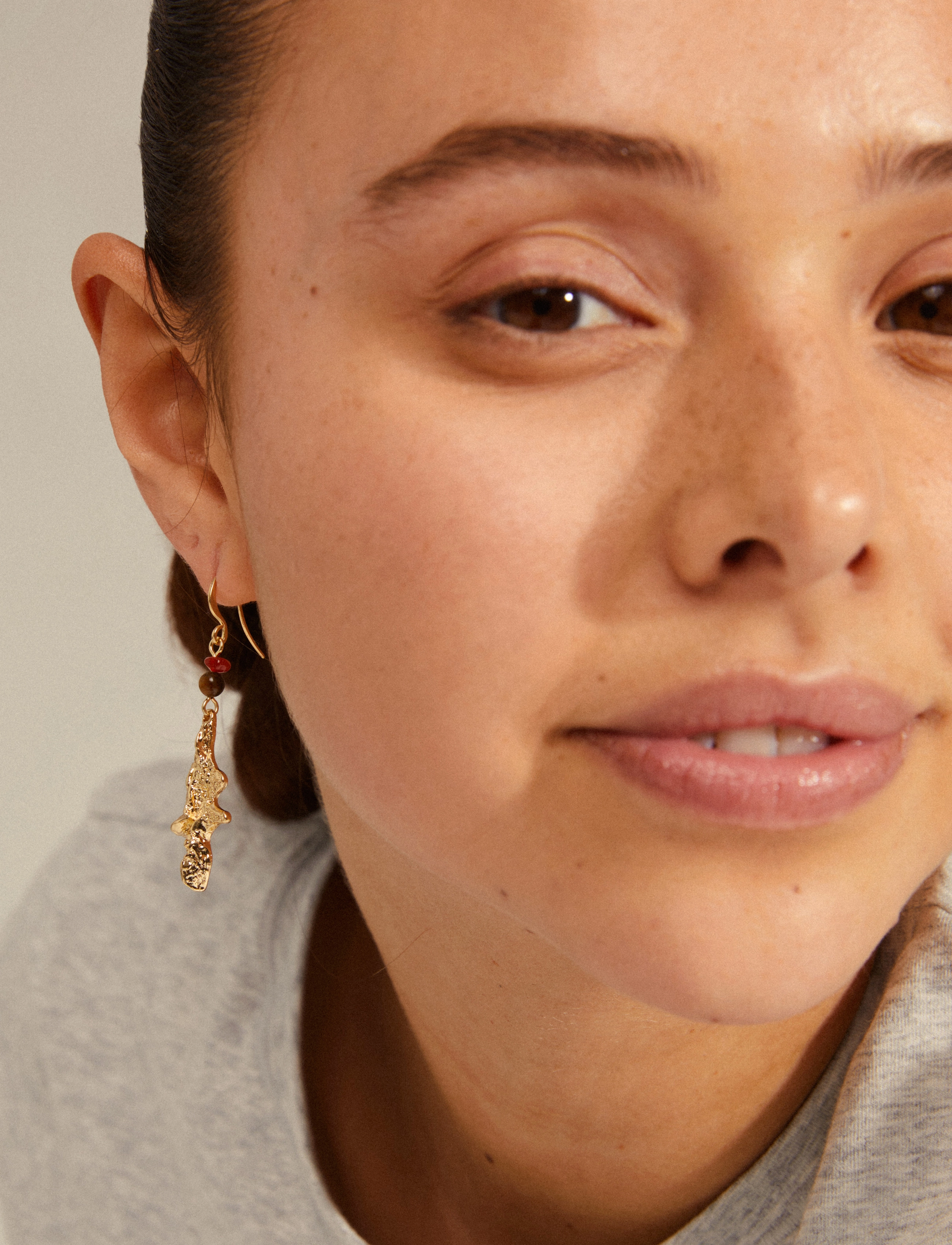 Pilgrim - FLOW asymmetric earrings - gold plated - 2