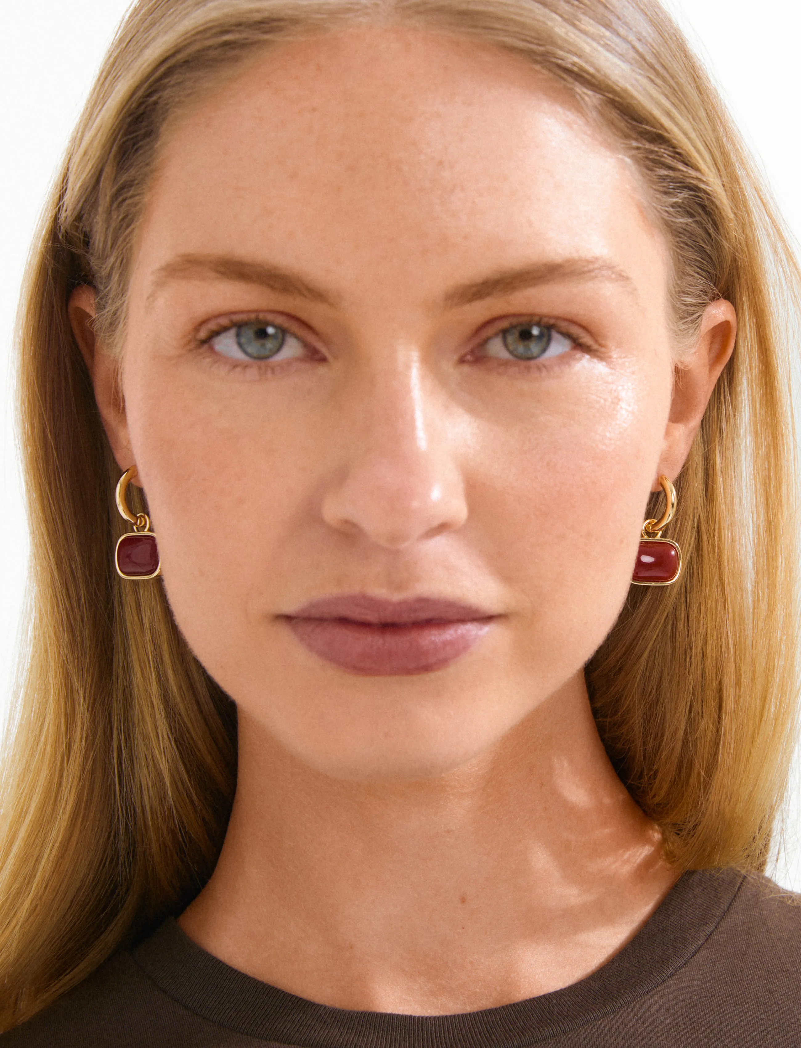 Pilgrim - NOW earrings gold-plated/red - rippuvad kõrvarõngad - gold plated - 0