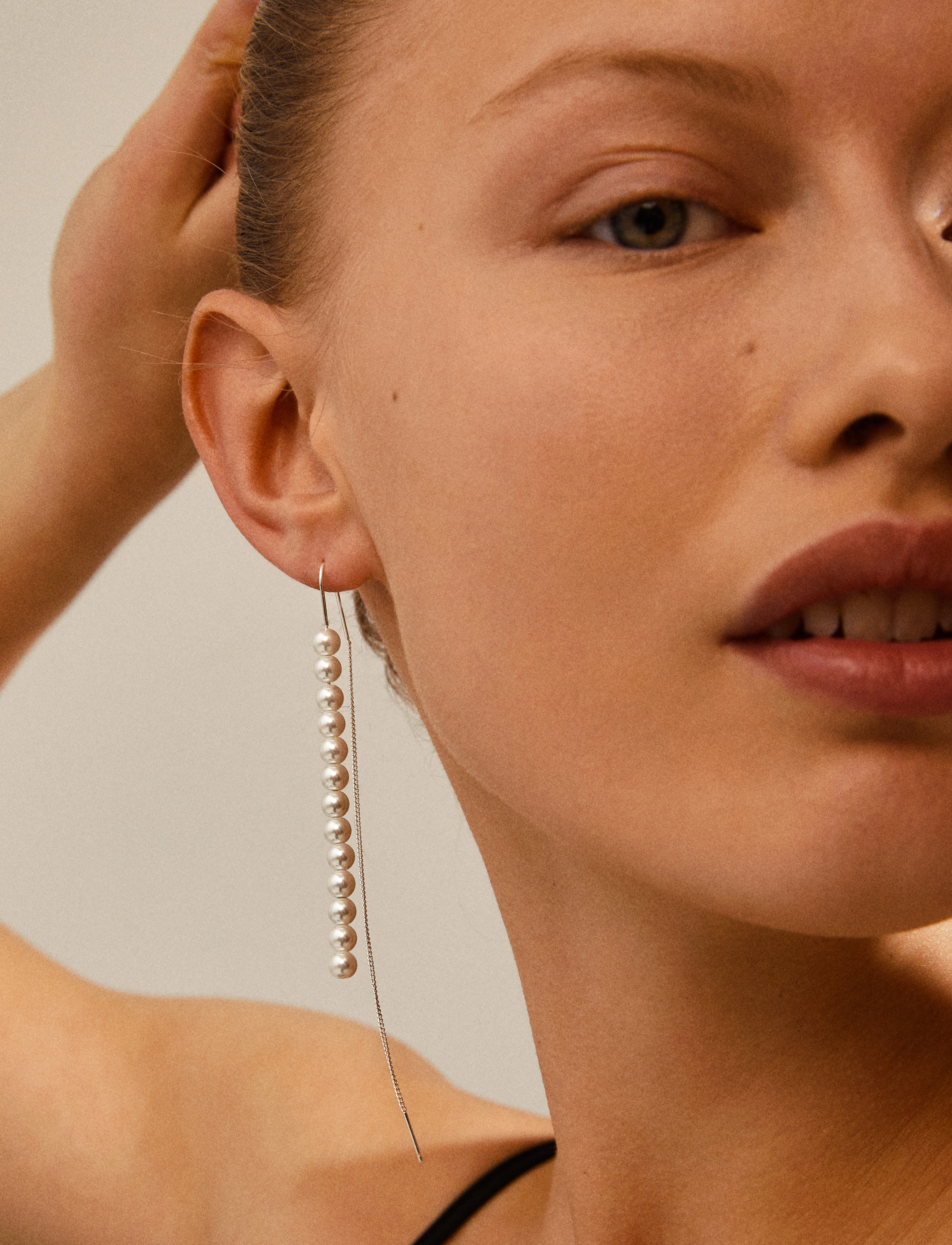 Pilgrim - DEJA pearl chain earrings - silver plated - 1