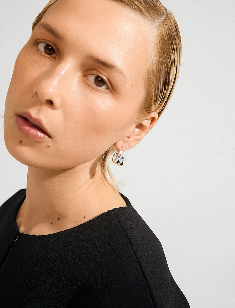 Pilgrim - MIKO earrings silver-plated - rippuvad kõrvarõngad - silver plated - 0