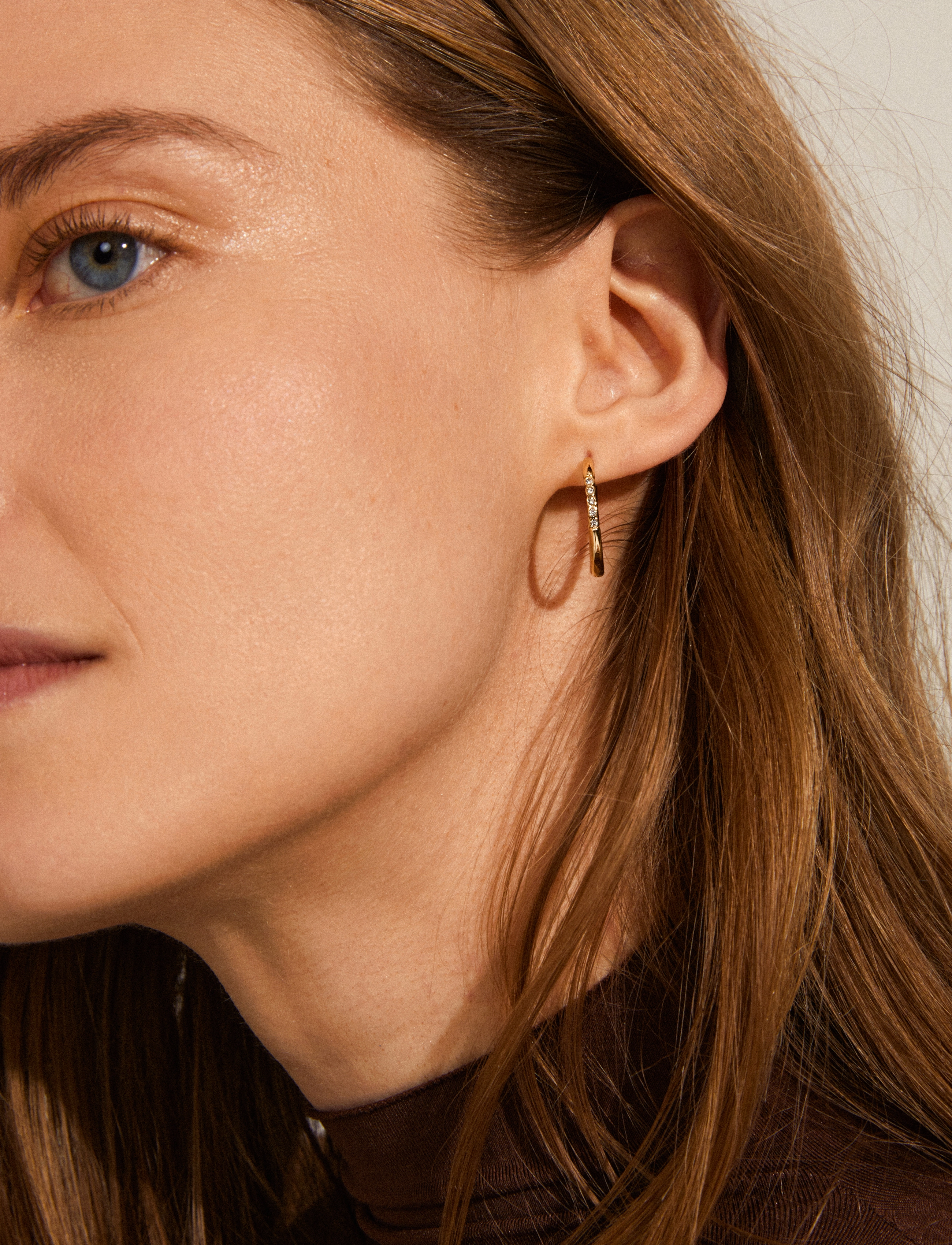 Pilgrim - TRUDY large recycled crystal hoop earrings - gold plated - 2