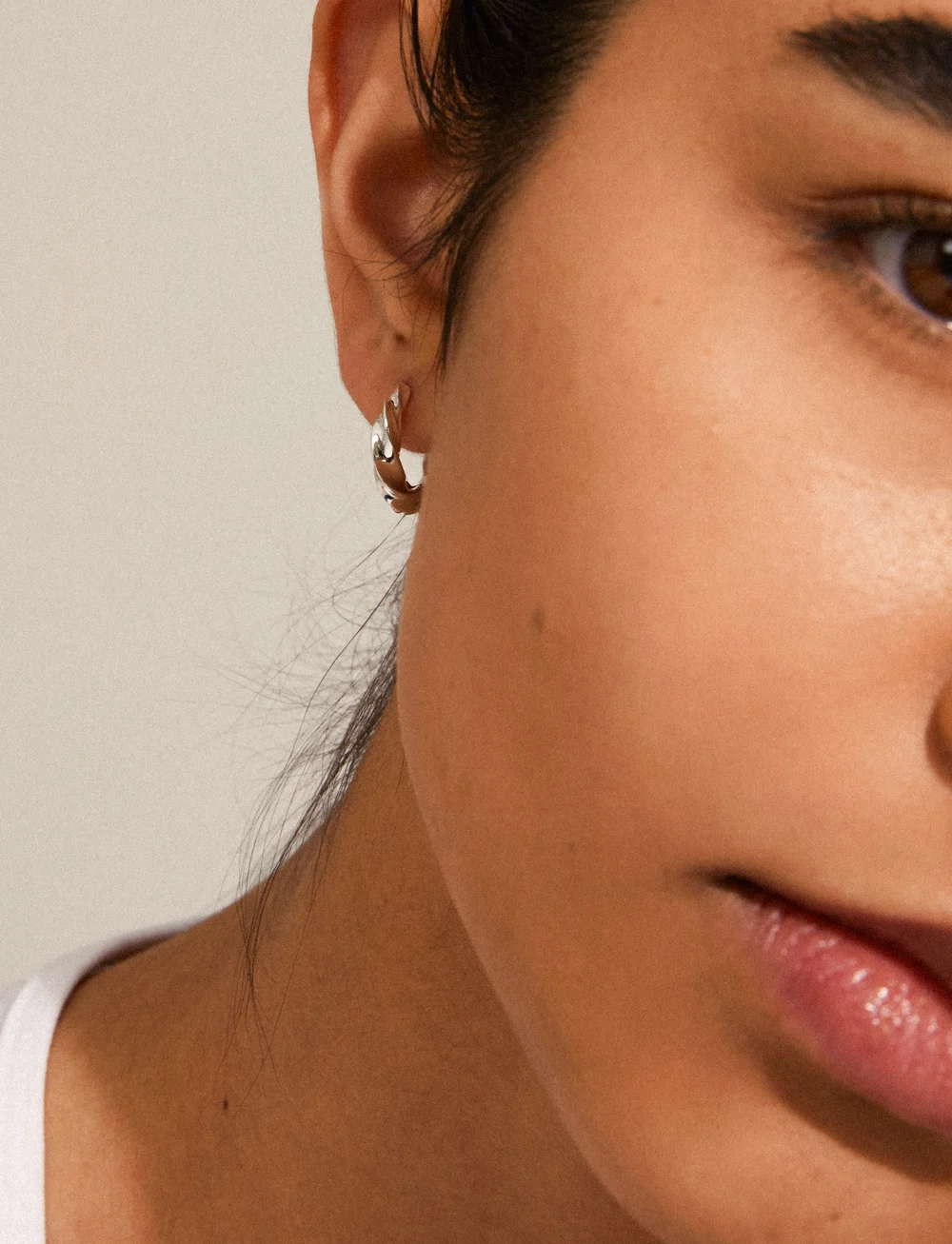 Pilgrim - TAFFY recycled medium size swirl hoop earrings - kreolen - silver plated - 0
