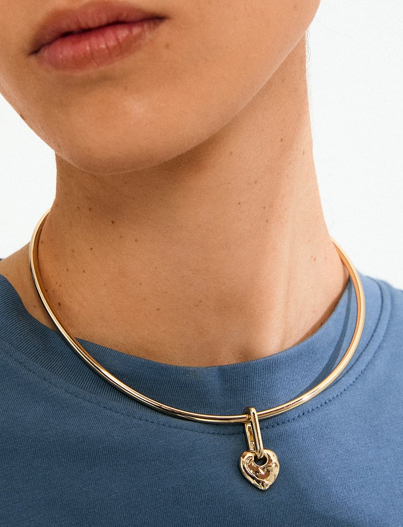 Pilgrim - CHARM rough heart pendant - sutvirtinimas - gold plated - 0