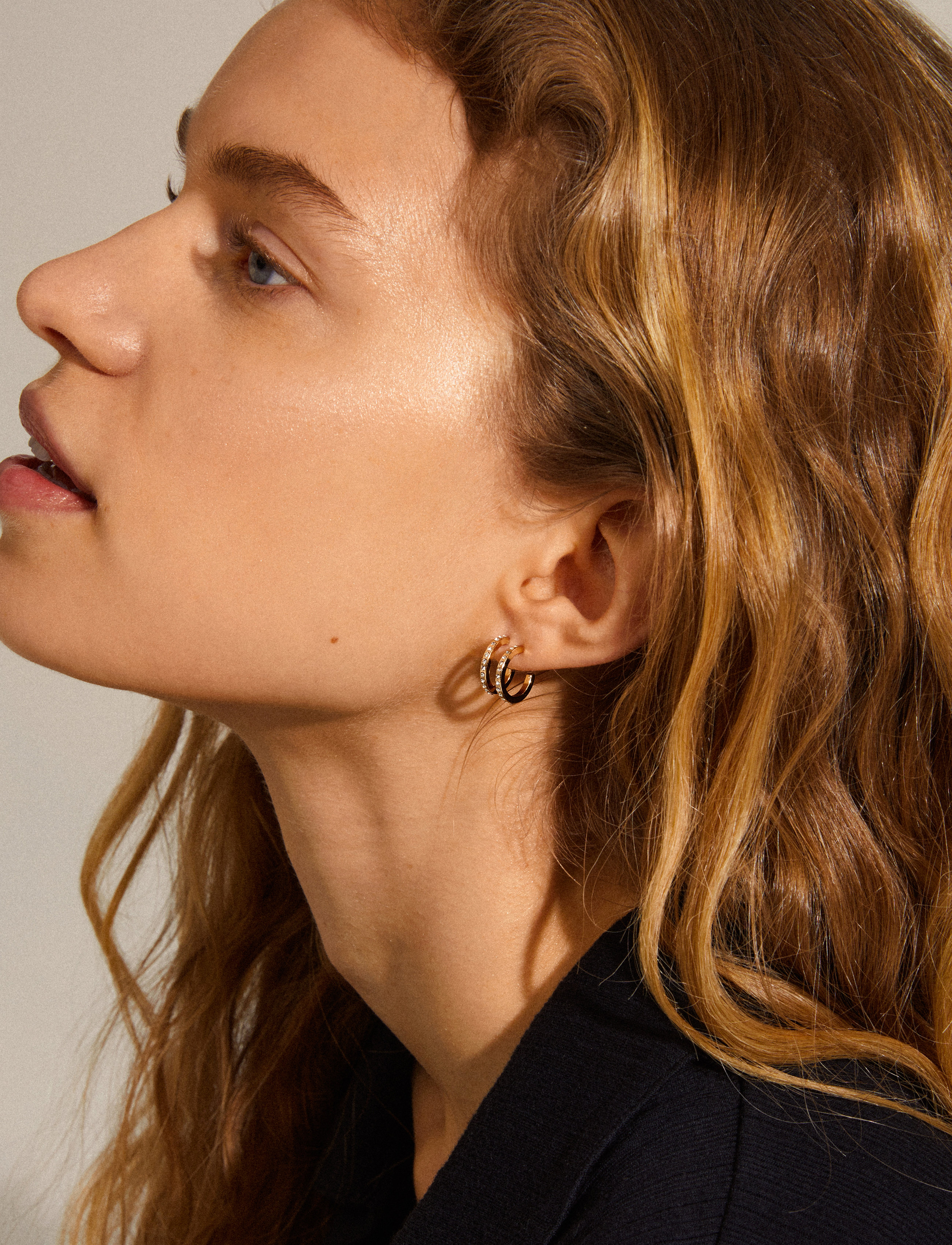 Roberta Small Crystal Semi-Hoops Gold-Plated