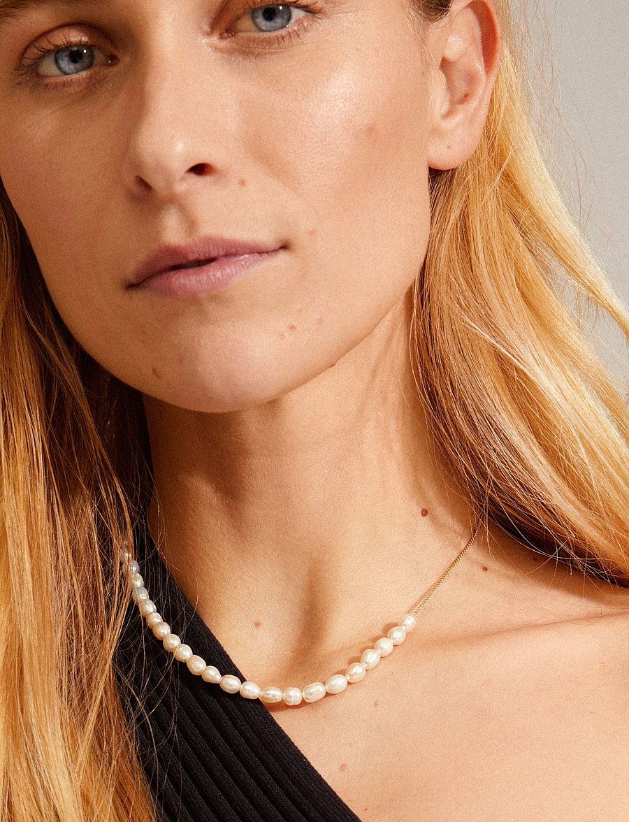 Pilgrim - BERTHE pearl necklace gold-plated - perlekæder - gold plated - 0
