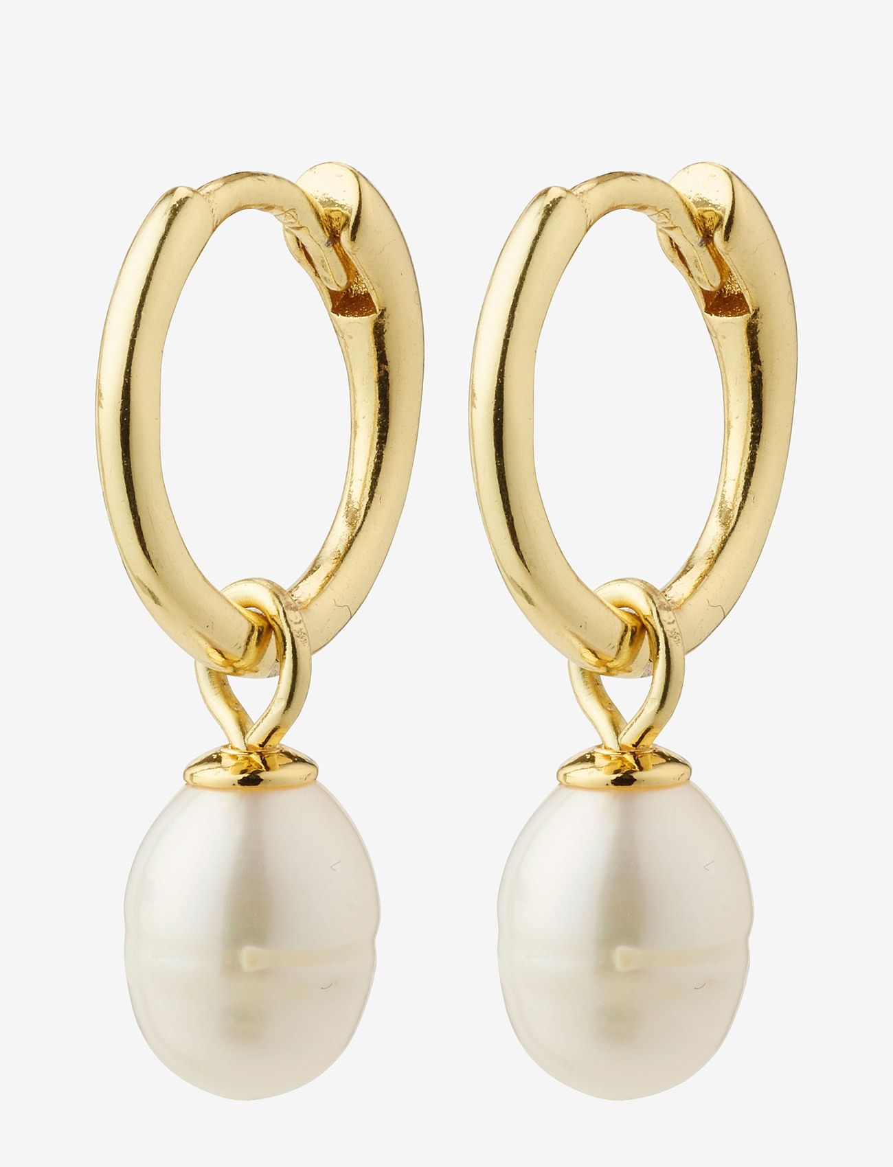 Pilgrim - BERTHE recycled pearl hoop earrings - perleøredobber - gold plated - 0