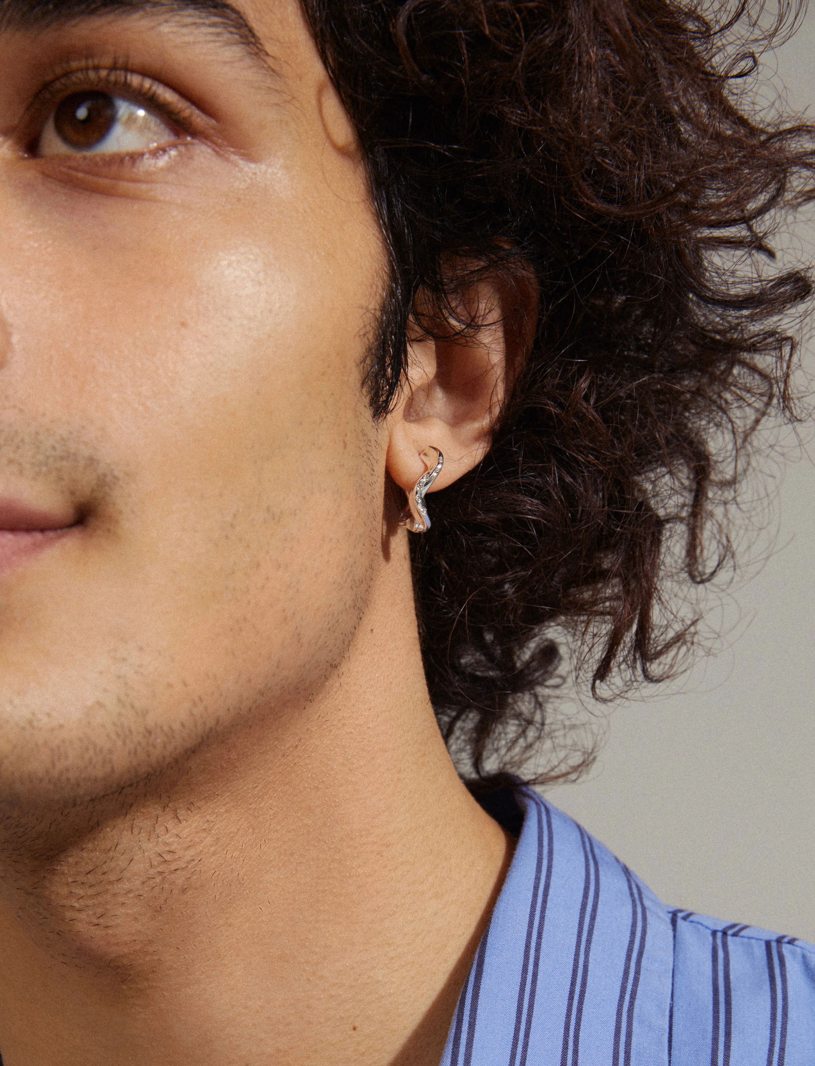 Pilgrim - EVRA organic shaped crystal hoops silver-plated - creoler & hoops - silver plated - 2