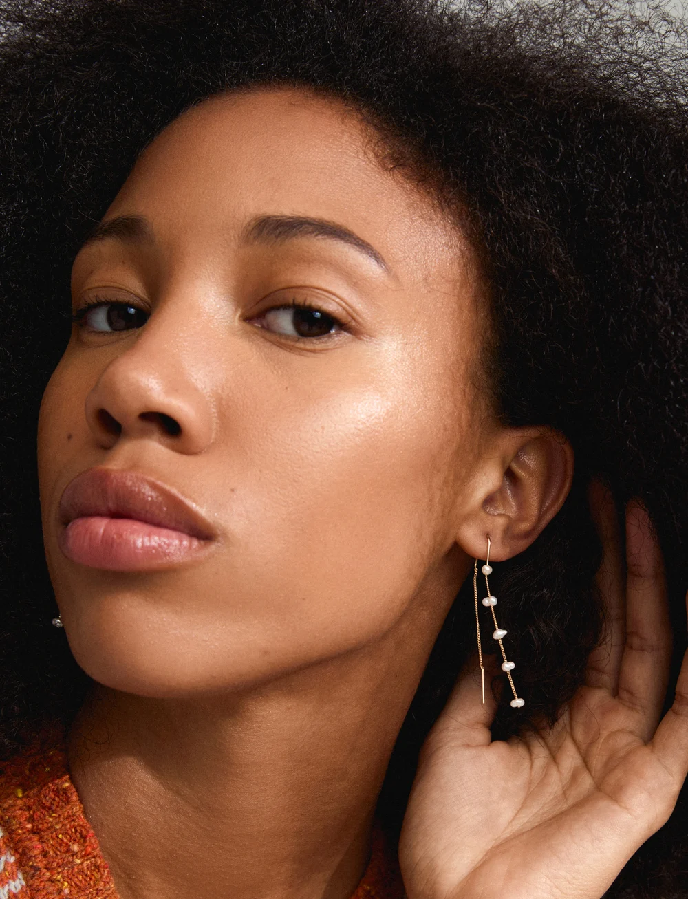 Pilgrim - ZENAIA pearl chain earrings - perleøreringe - gold plated - 2