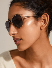 Pilgrim - Sunglasses Nani - zemākās cenas - grey - 2