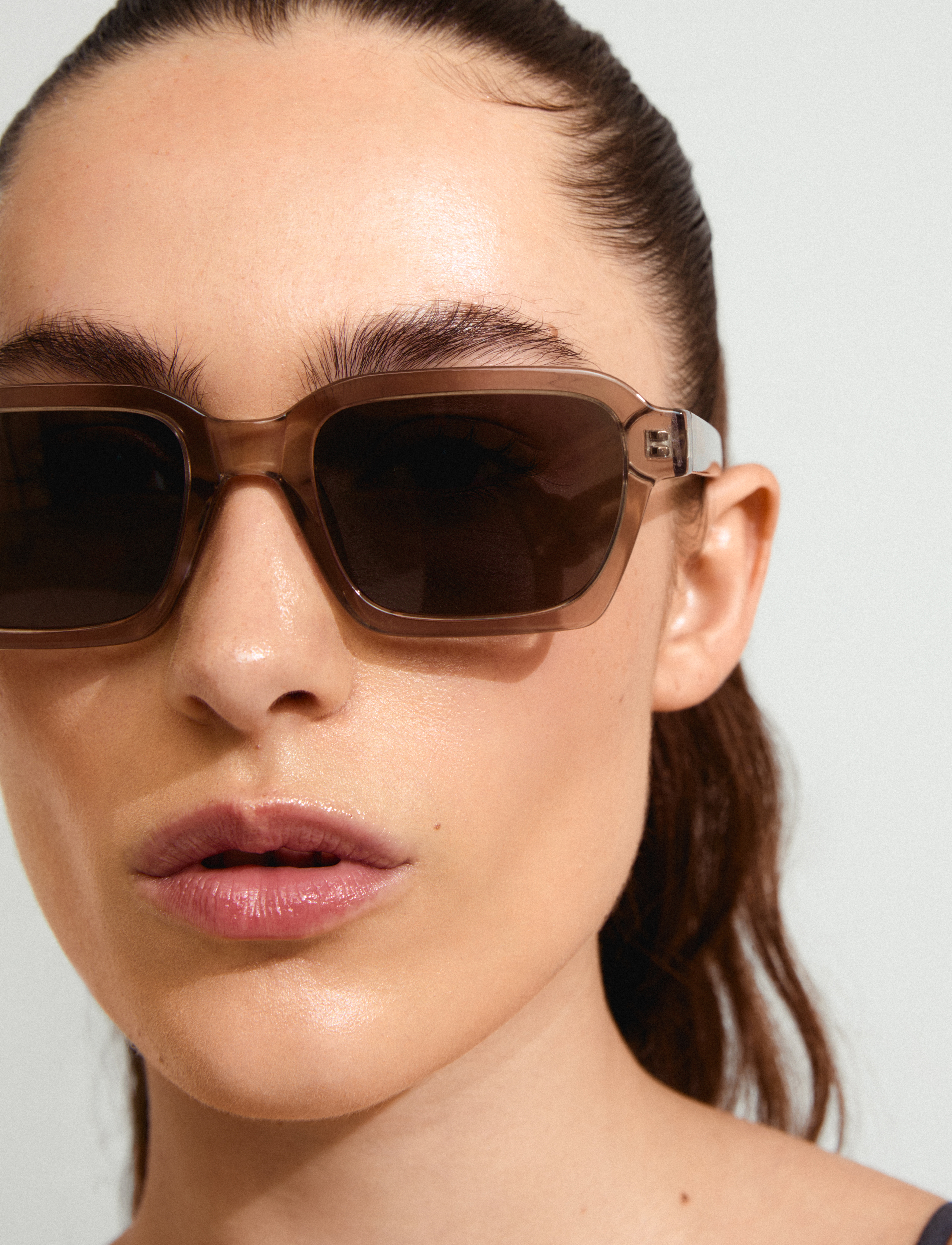 Pilgrim - ANNALISE sunglasses light grey - light grey - 4