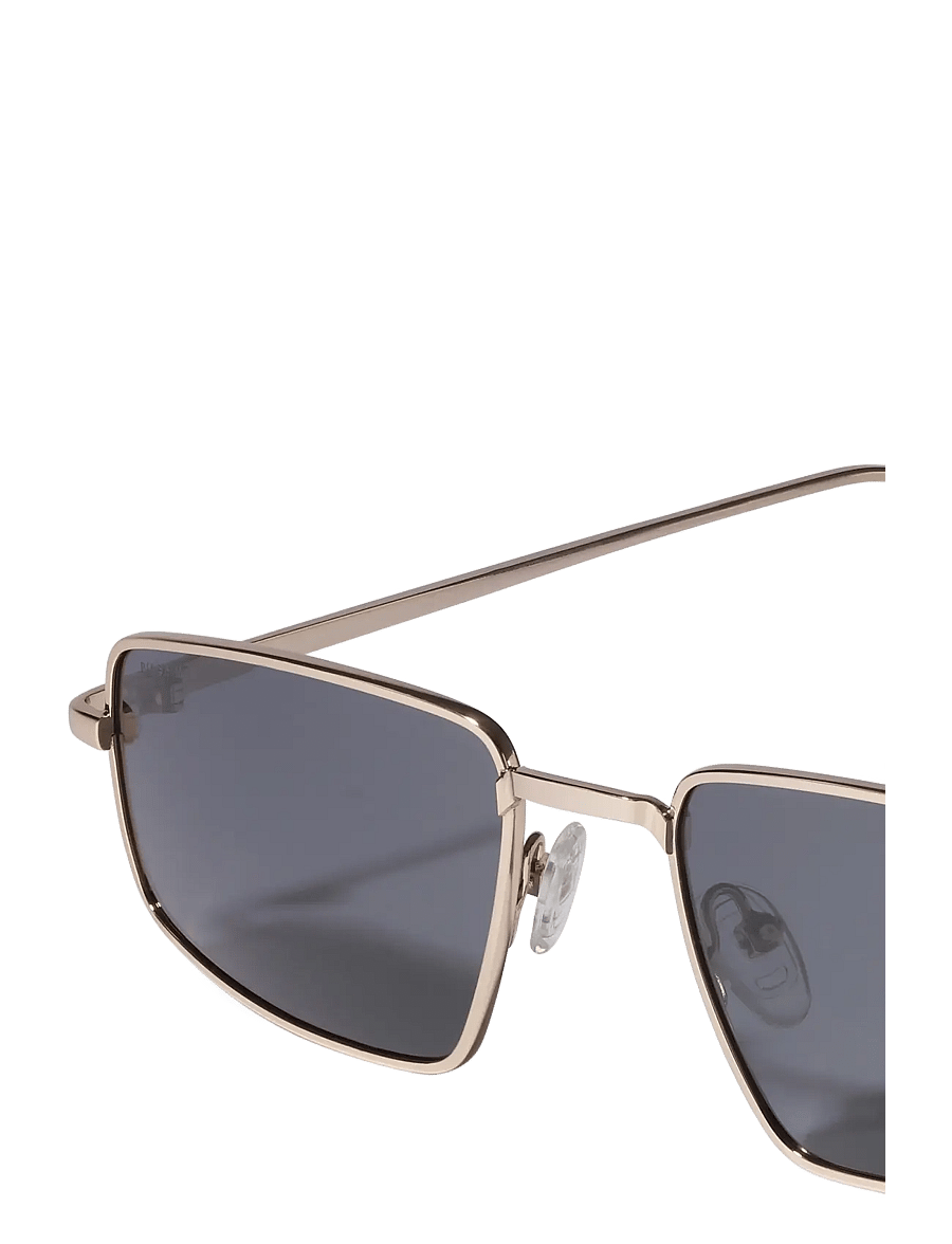 Pilgrim - AMIYAH sunglasses grey/gold - square frame - grey/gold - 3