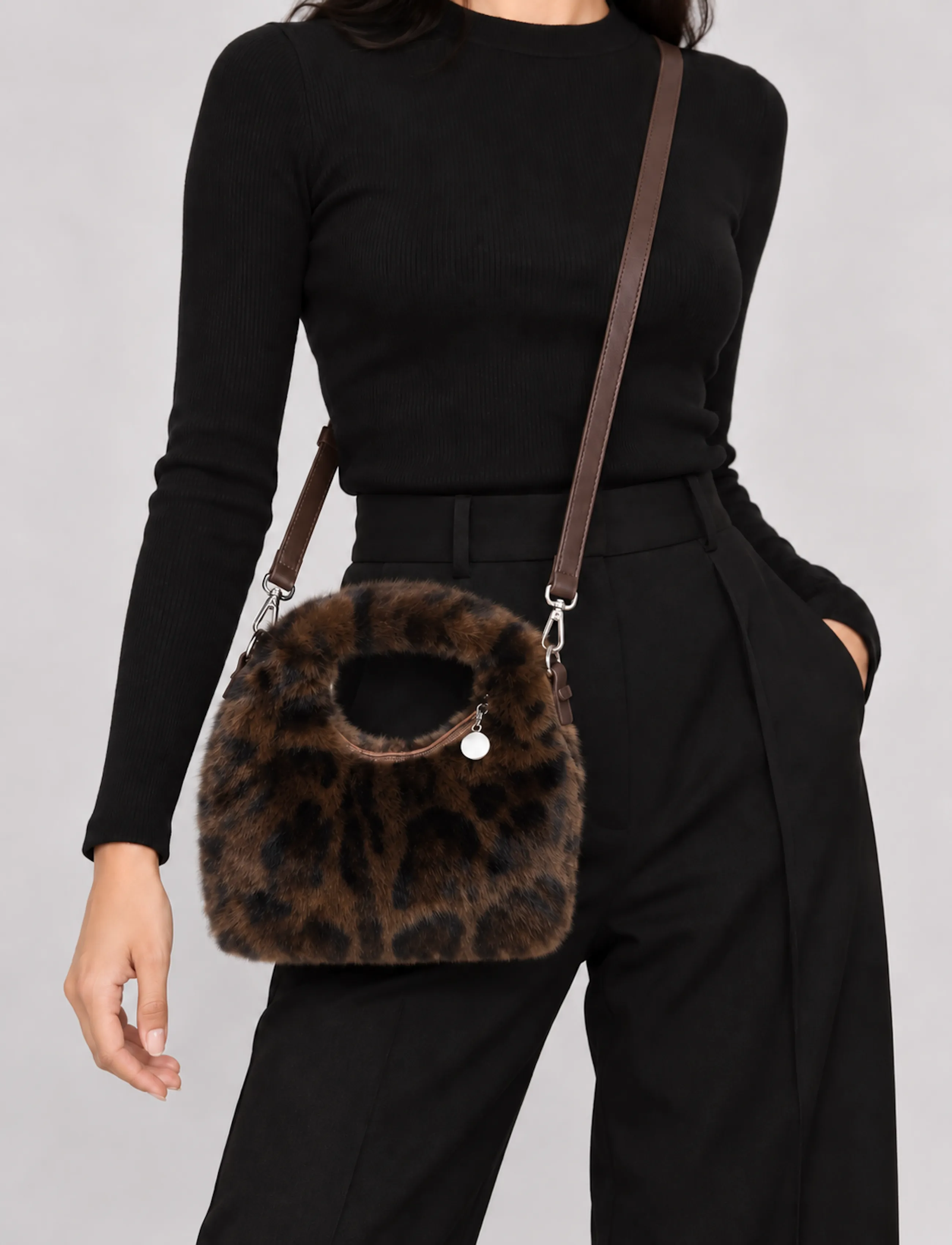 Pipol's Bazaar - Half Moon Faux Furry Cross Bag Dark Brown - igapäevane stiil - brown - 0