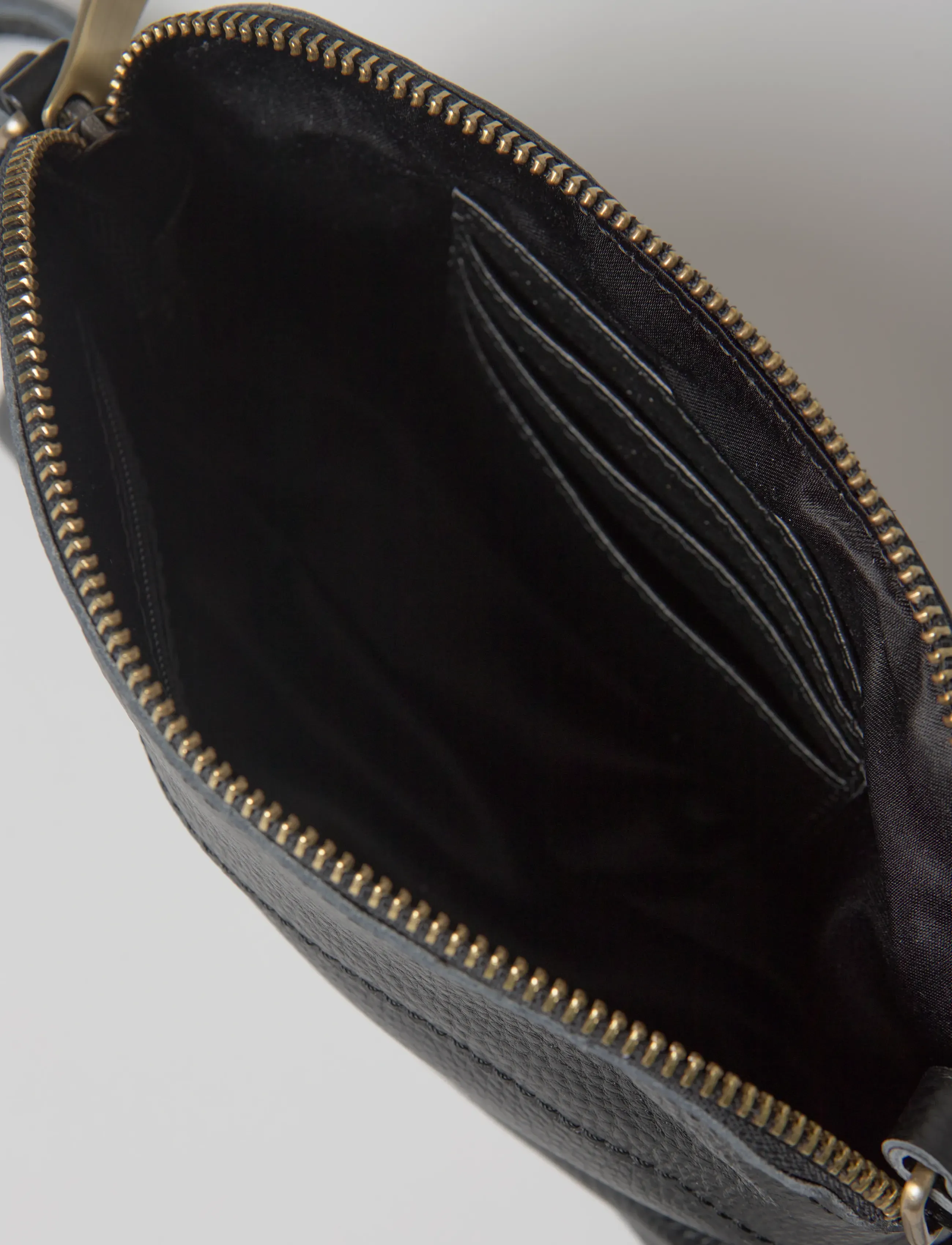 Pipol's Bazaar - Questo Leather Bag Small Black - black - 3