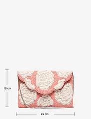Pipol's Bazaar - Le Jardin Clutch Pink - party wear at outlet prices - pink - 4