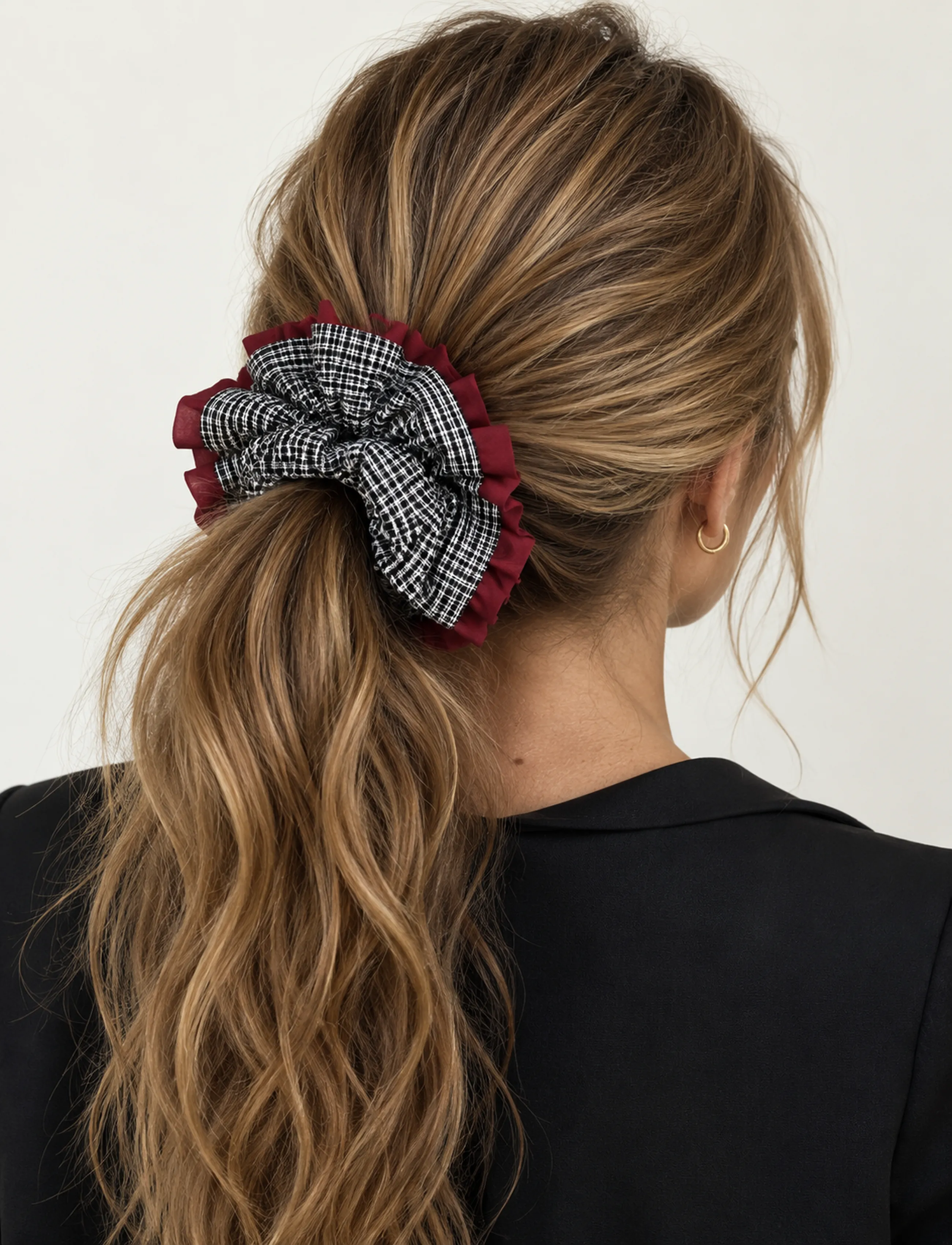 Pipol's Bazaar - Large Country Scrunchy BW Red - hårsnoddar och hårband - red - 0