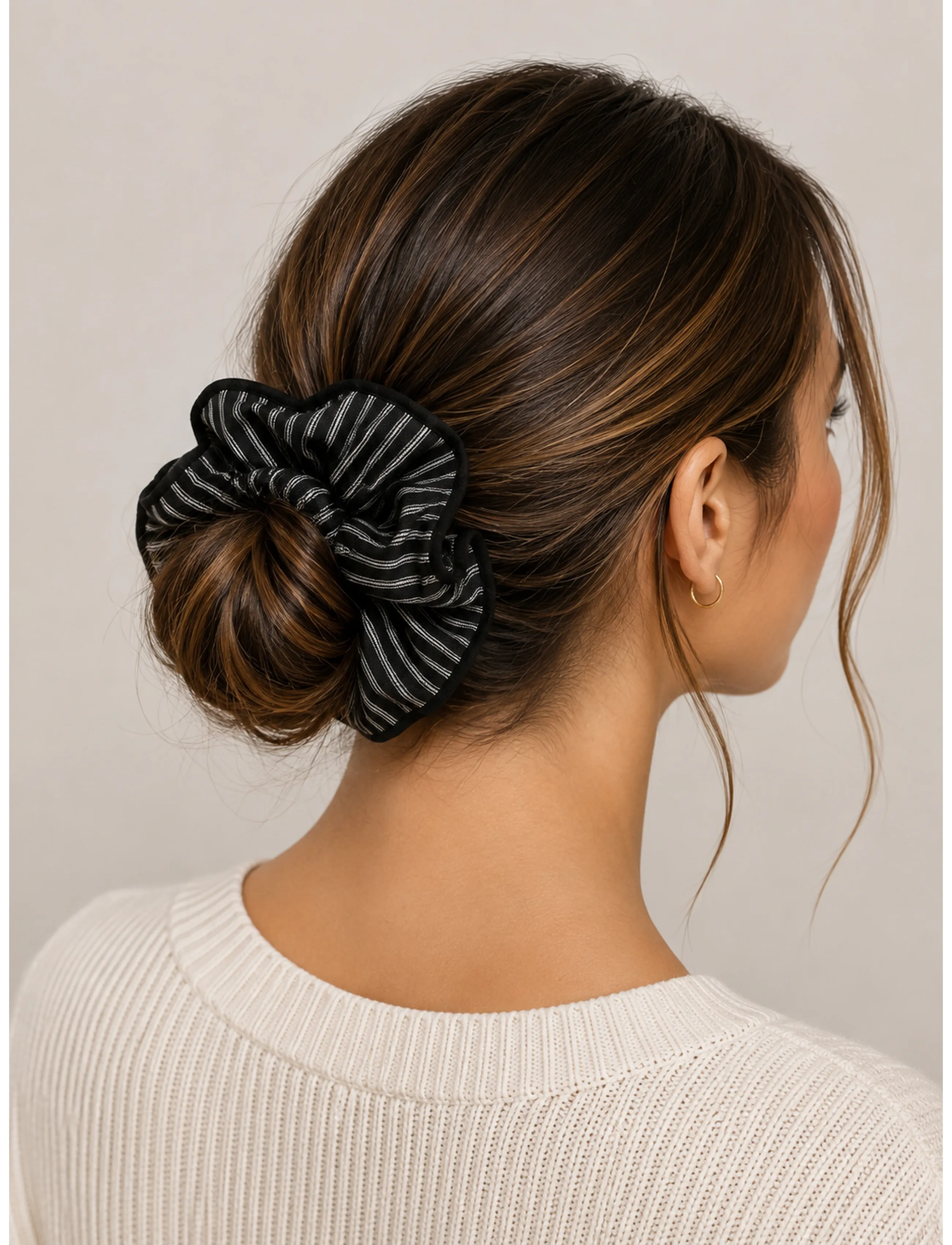 Pipol's Bazaar Large Double Scrunchy Stripe Bw, One Size, Black, Hårtilbehør > Scrunchies & Hair Ties, Dame