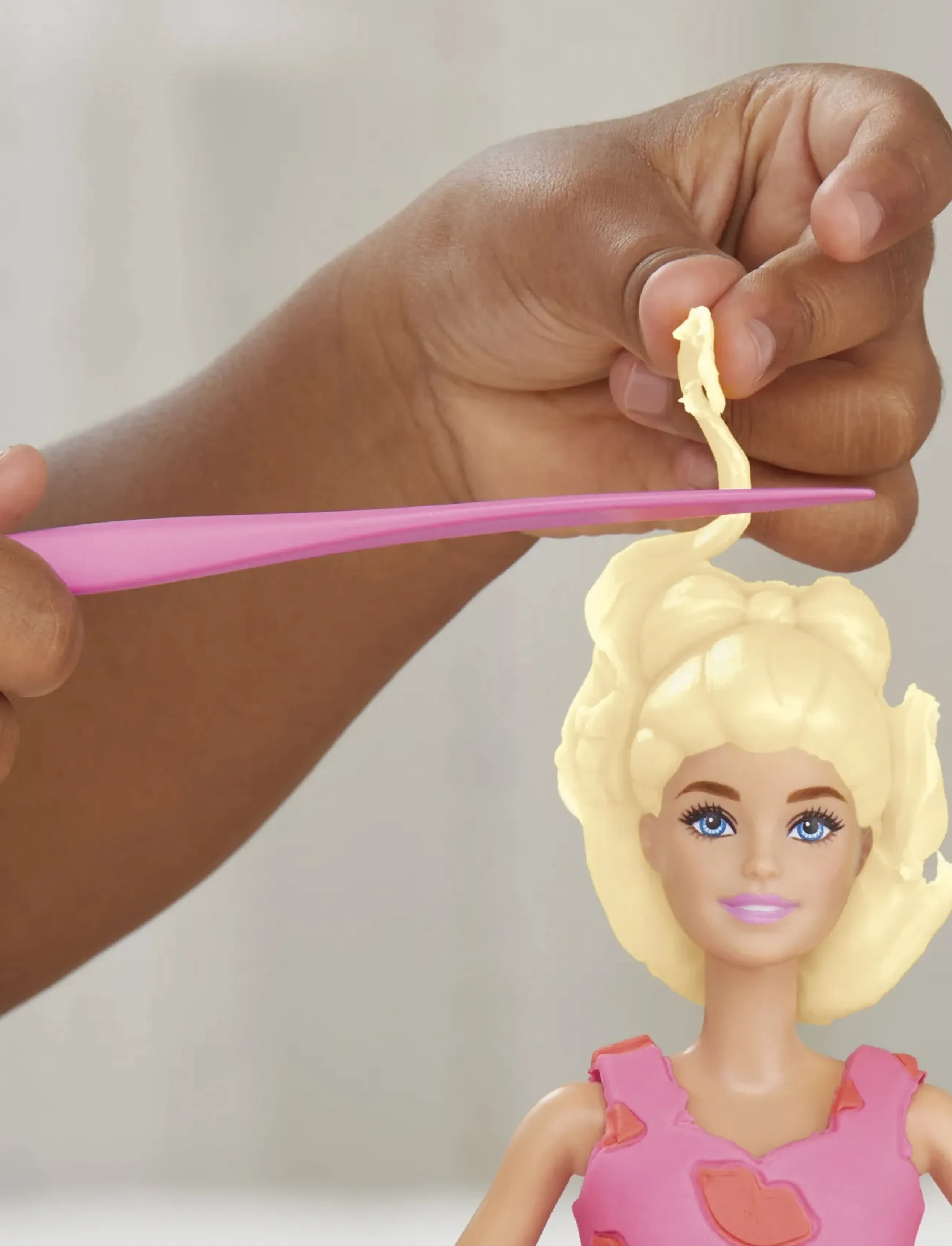 Play Doh Play-Doh Barbie Designer Fashion Show, One Size, Yellow, Håndværk > Legemasse, Børn
