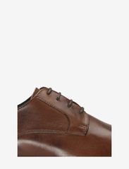 Playboy Footwear - PB10048 - Šņorējamas kurpes - cognac leather - 5