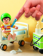 PLAYMOBIL - PLAYMOBIL City Life Hospitalsstue til børn - 70192 - playmobil city life - multicolored - 3