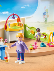 PLAYMOBIL - PLAYMOBIL City Life Toddler Room - 70282 - playmobil city life - multicolored - 1