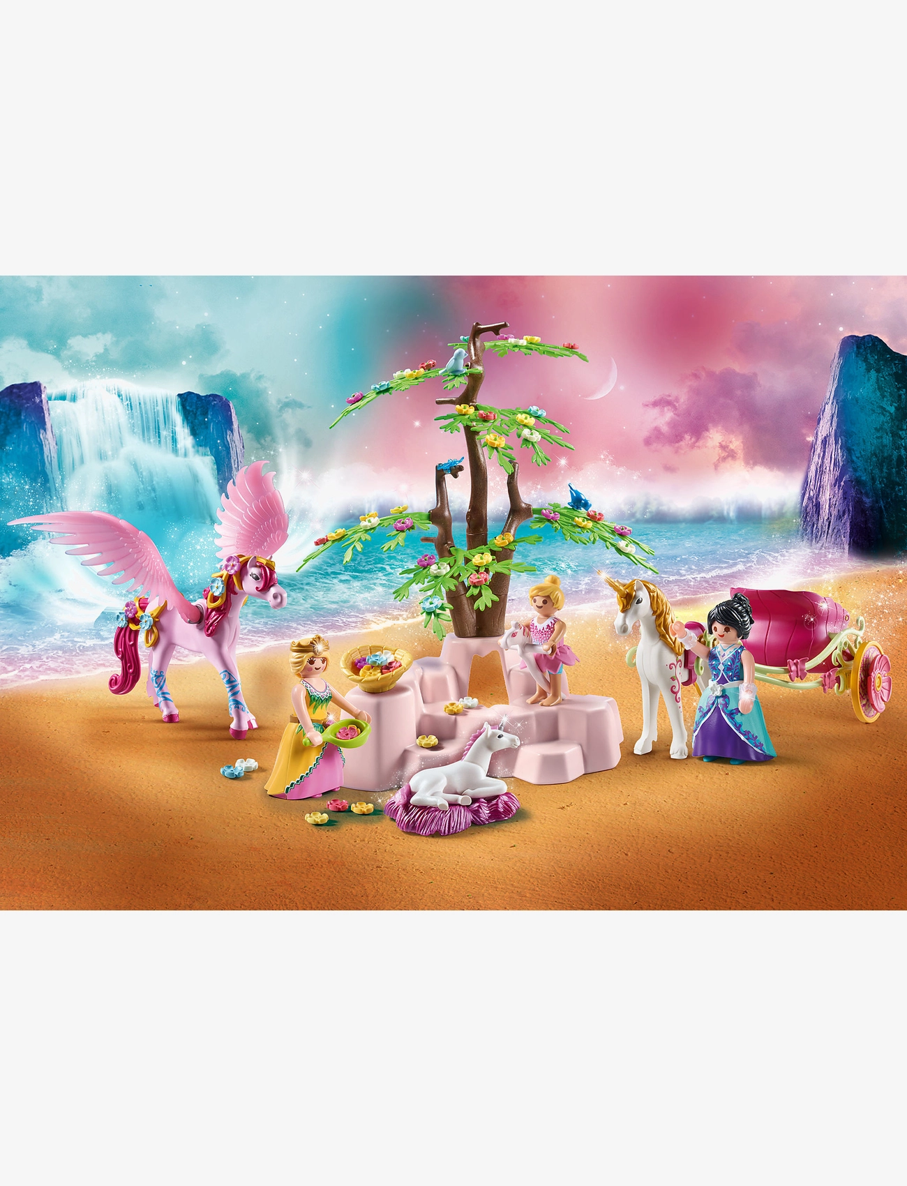 PLAYMOBIL - PLAYMOBIL Magic Unicorn Carriage with Pegasus - 71002 - multicolored - 2