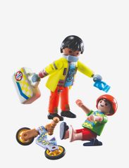 PLAYMOBIL - PLAYMOBIL City Life Paramedic with Patient - 71245 - playmobil city life - multicolored - 2